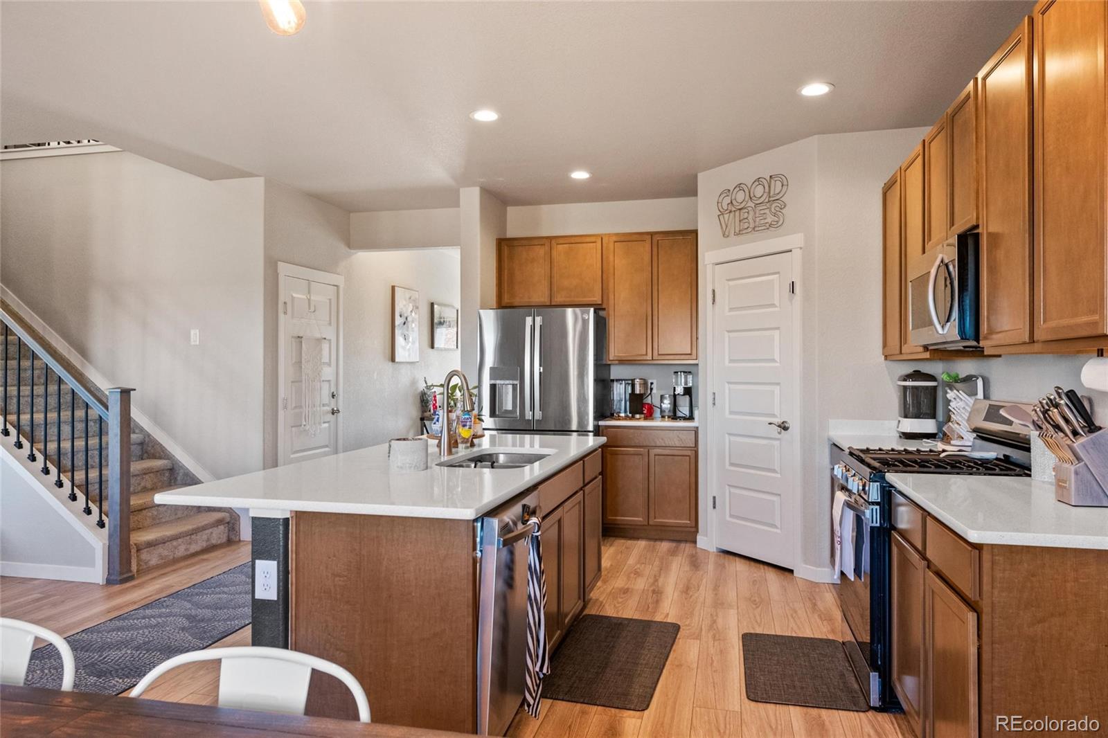 MLS Image #6 for 244  chipeta way,lochbuie, Colorado