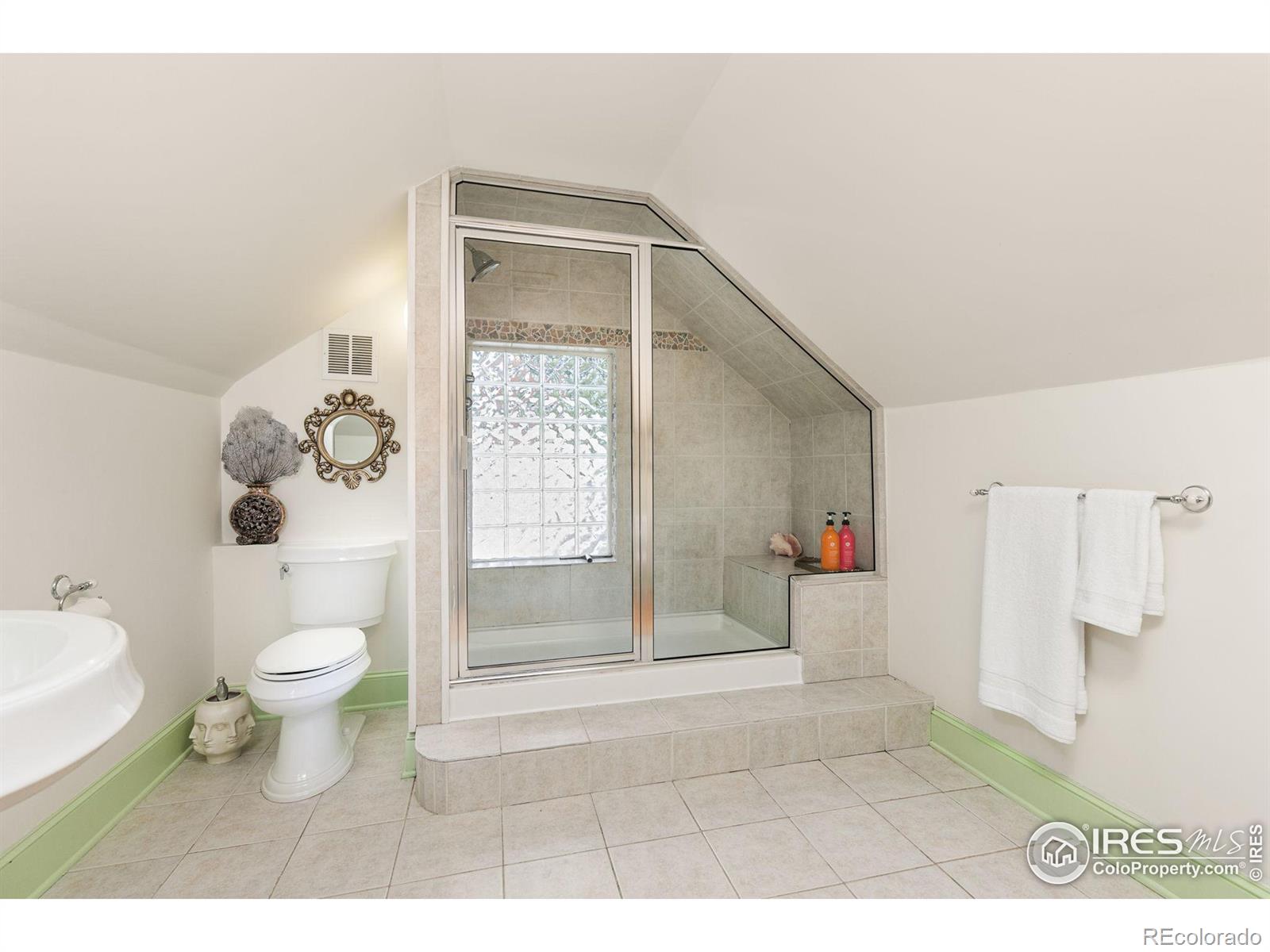 MLS Image #22 for 100  canon park,boulder, Colorado