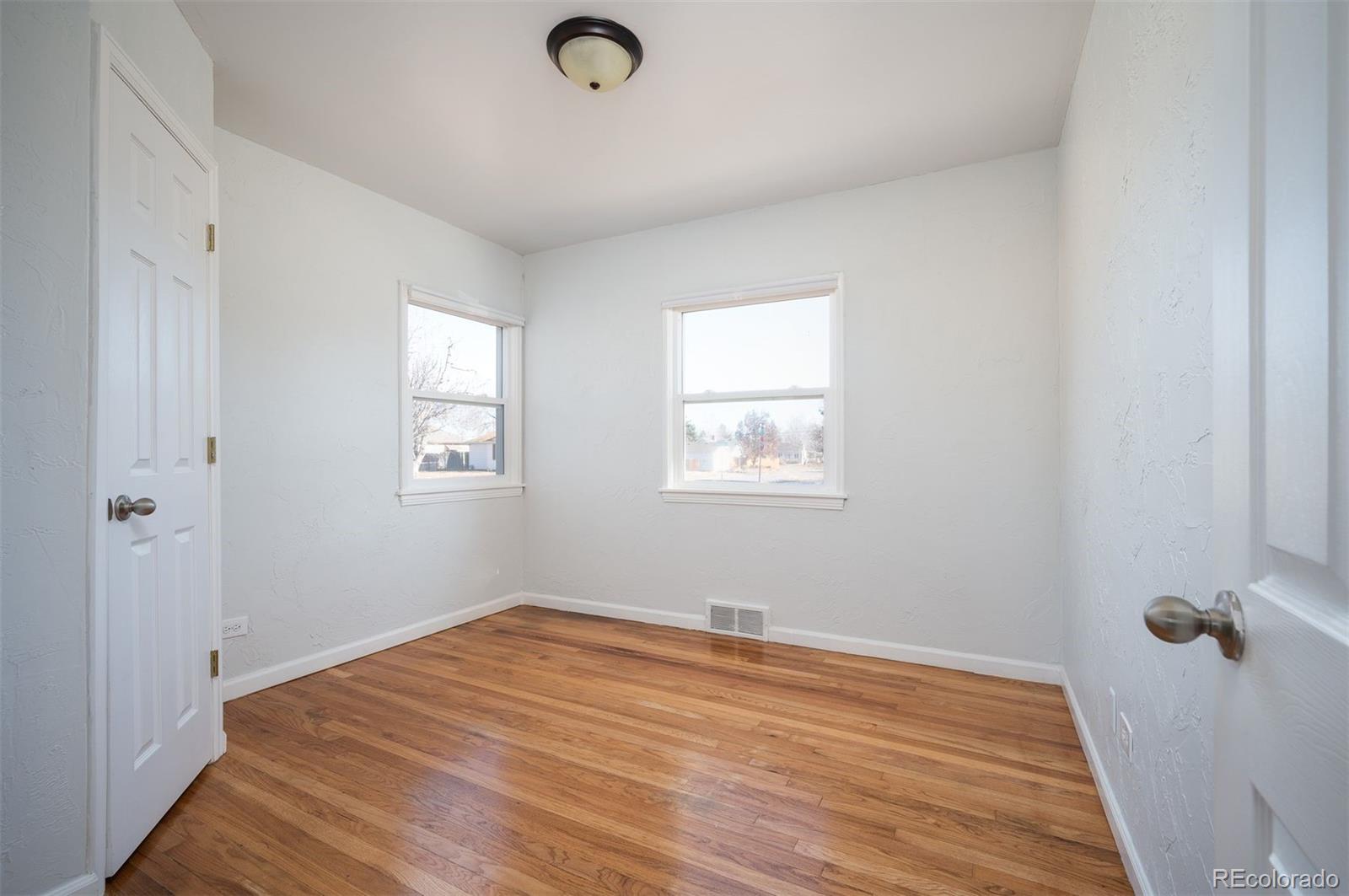 MLS Image #15 for 1283  trenton street,denver, Colorado