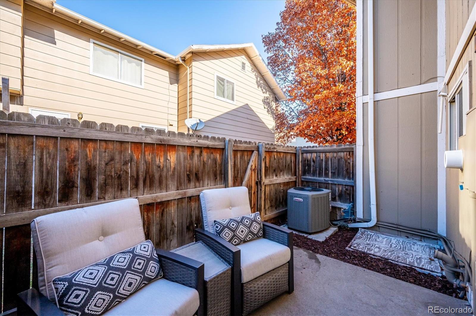 MLS Image #18 for 2105  coronado parkway,denver, Colorado