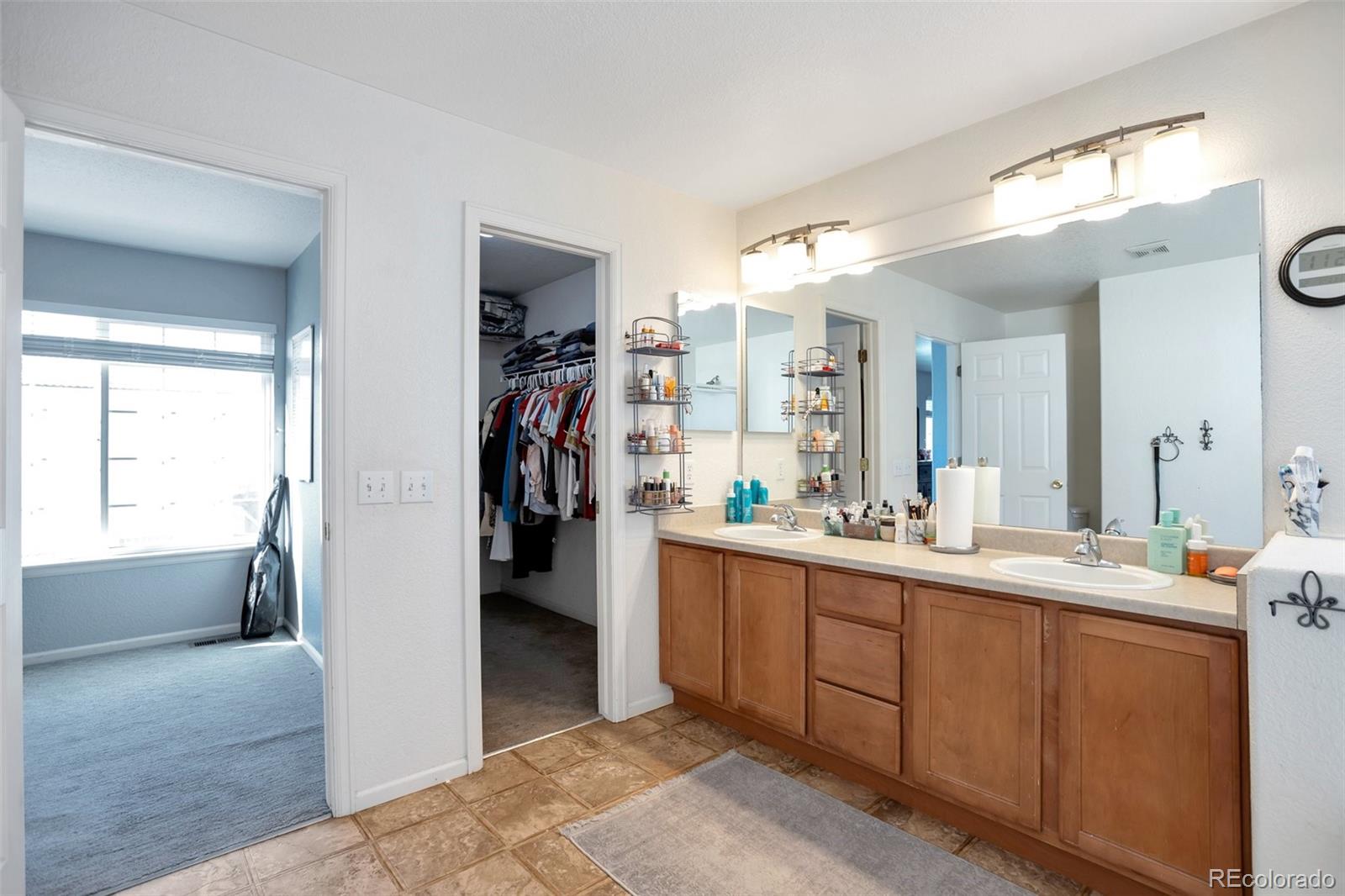 MLS Image #15 for 20000  mitchell place,denver, Colorado