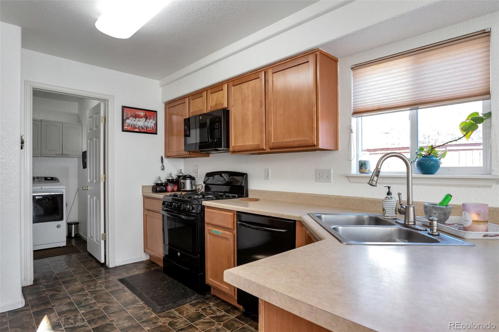 MLS Image #20 for 20000  mitchell place,denver, Colorado