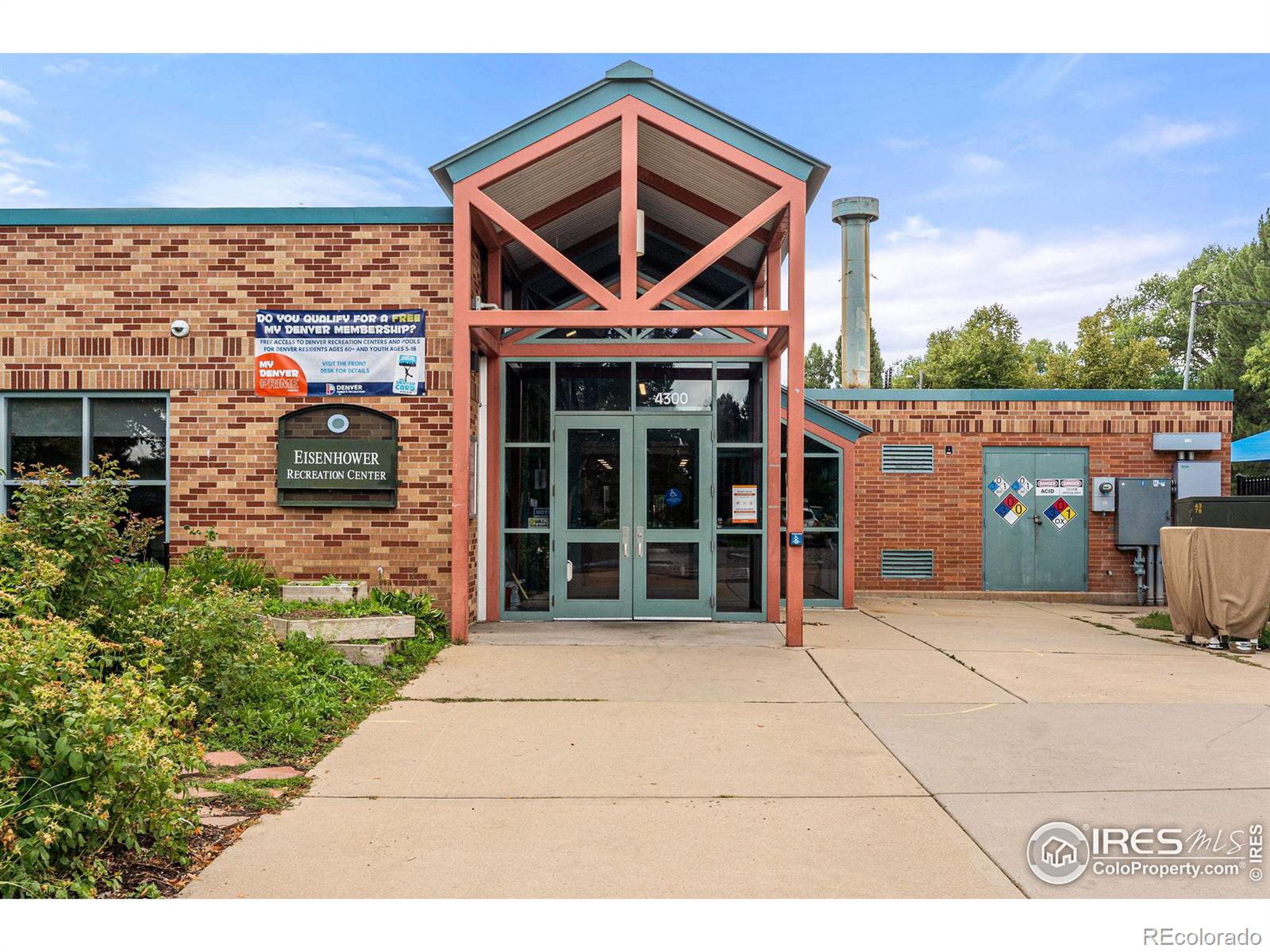 MLS Image #32 for 2717 s cook street,denver, Colorado