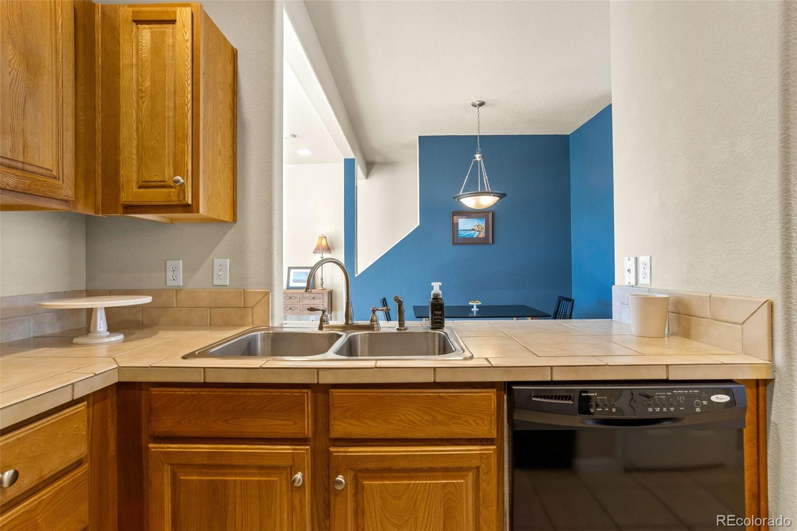 MLS Image #14 for 1121  trask heights,colorado springs, Colorado