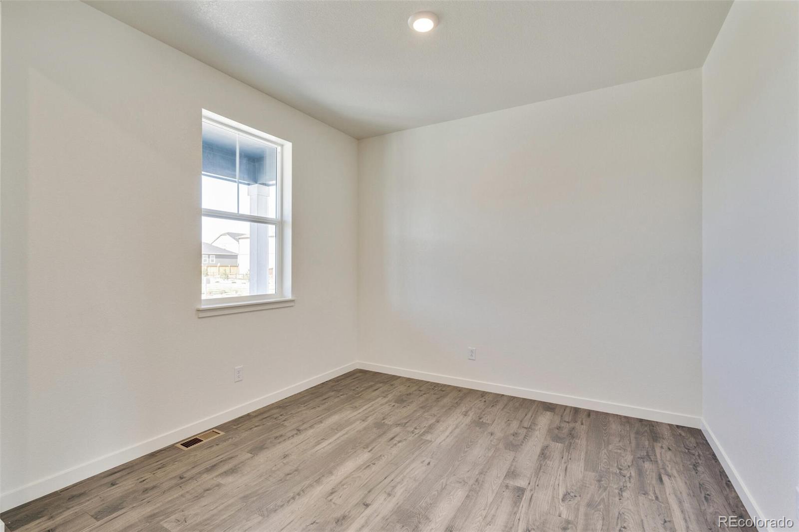 MLS Image #15 for 18837 e 99th avenue,commerce city, Colorado