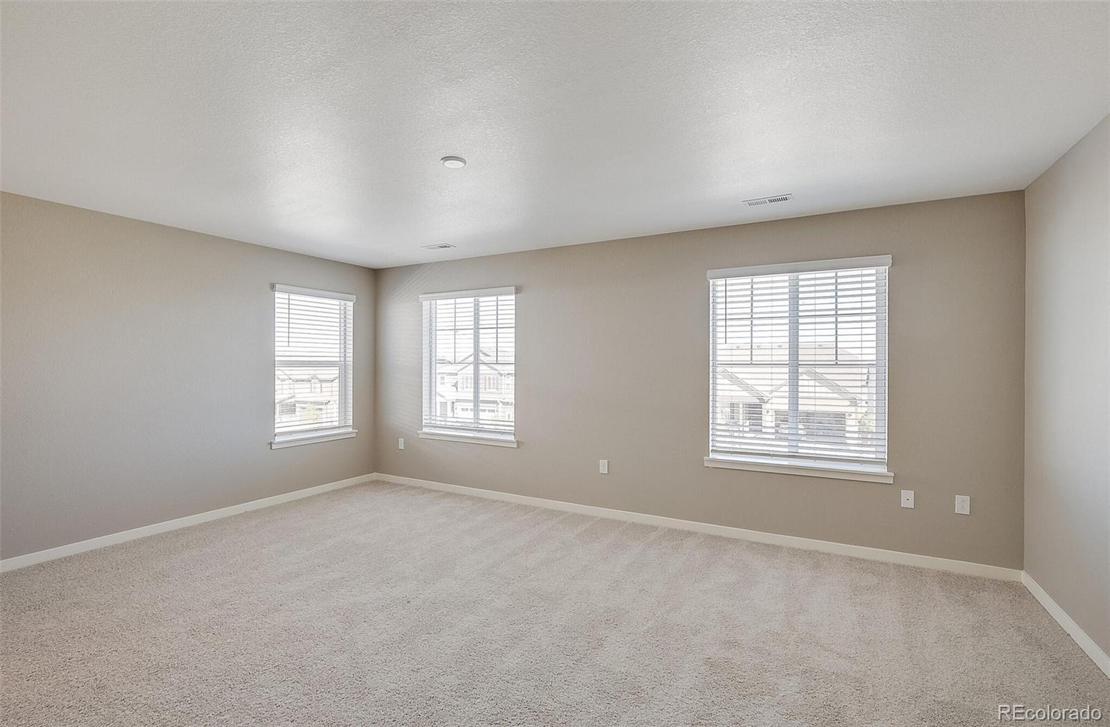 MLS Image #12 for 4749  lynxes way,johnstown, Colorado