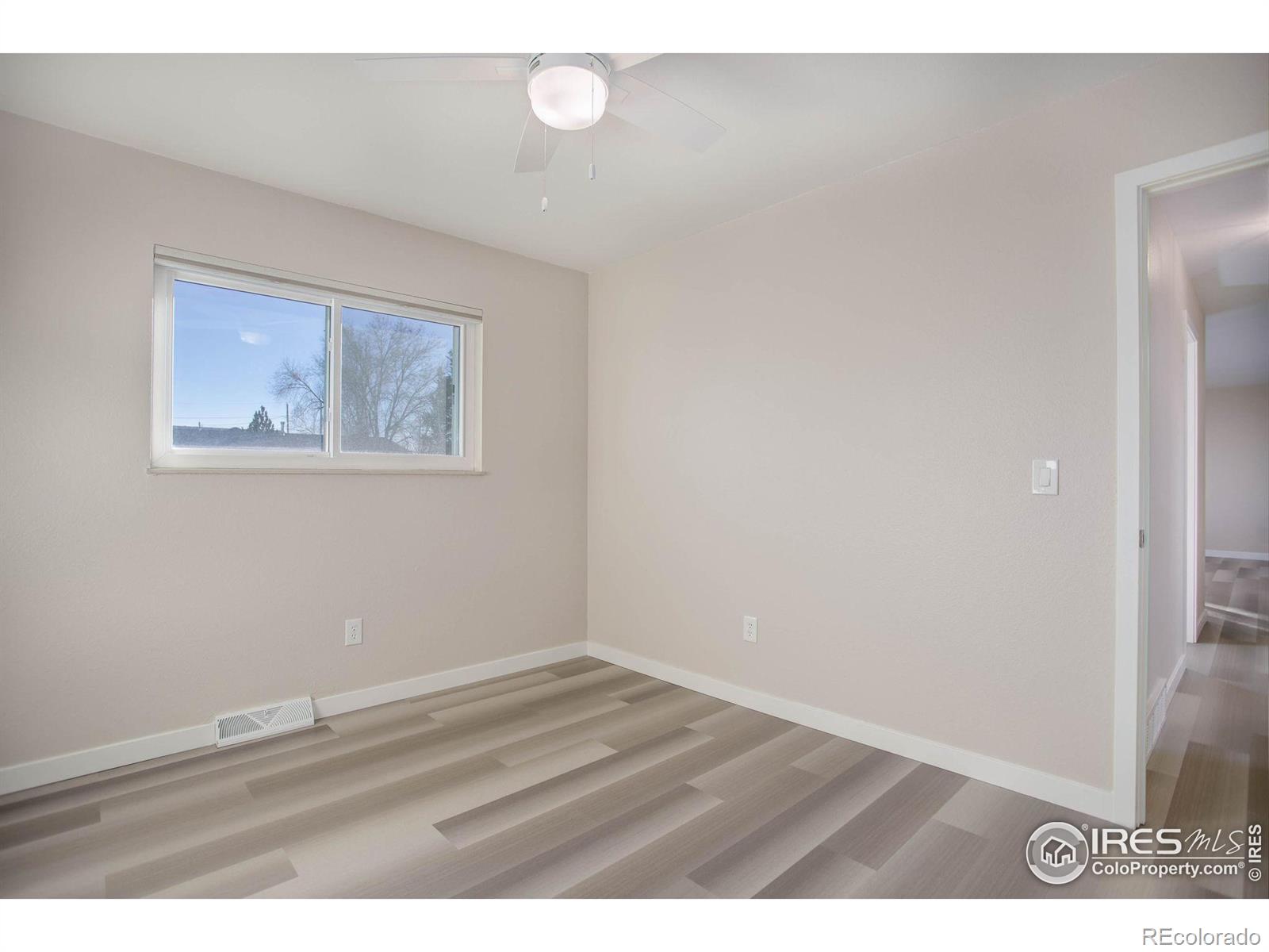 MLS Image #17 for 449  douglas drive,denver, Colorado