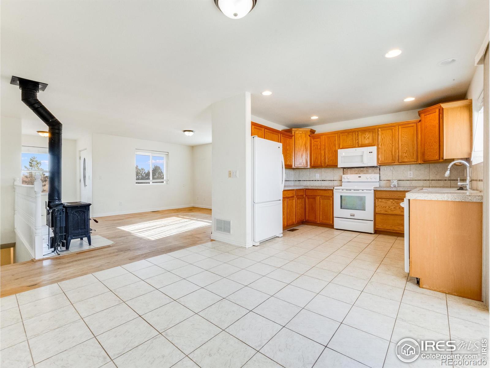 MLS Image #7 for 4750  county road b ,wiggins, Colorado