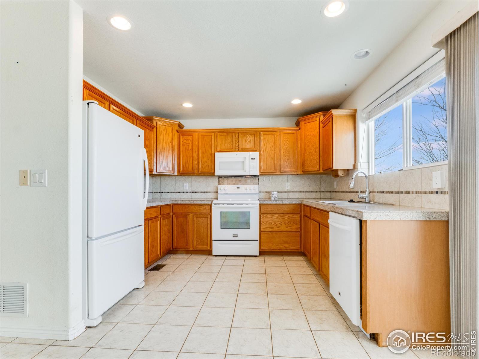 MLS Image #9 for 4750  county road b ,wiggins, Colorado