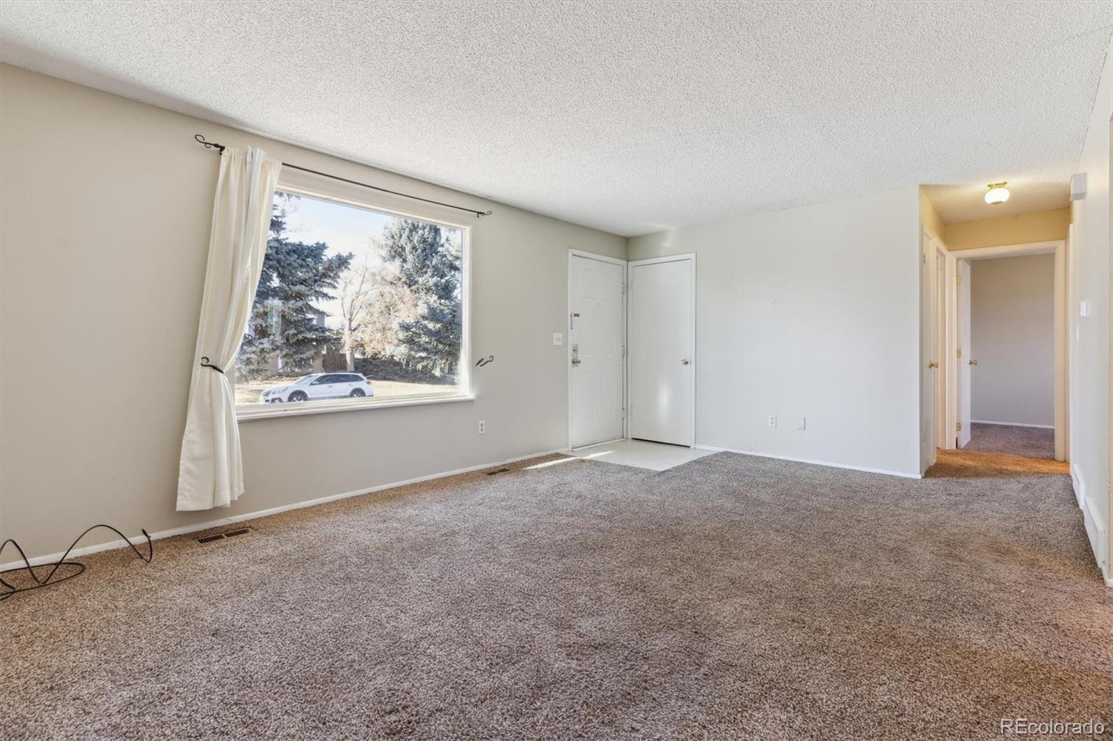 MLS Image #5 for 6572 s dover street,littleton, Colorado