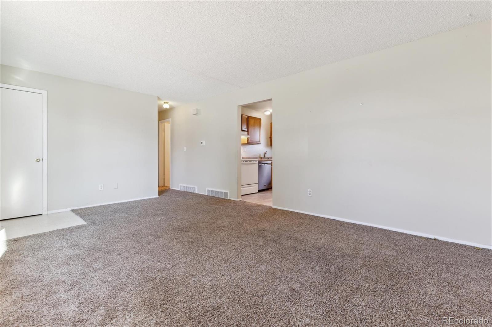 MLS Image #6 for 6572 s dover street,littleton, Colorado