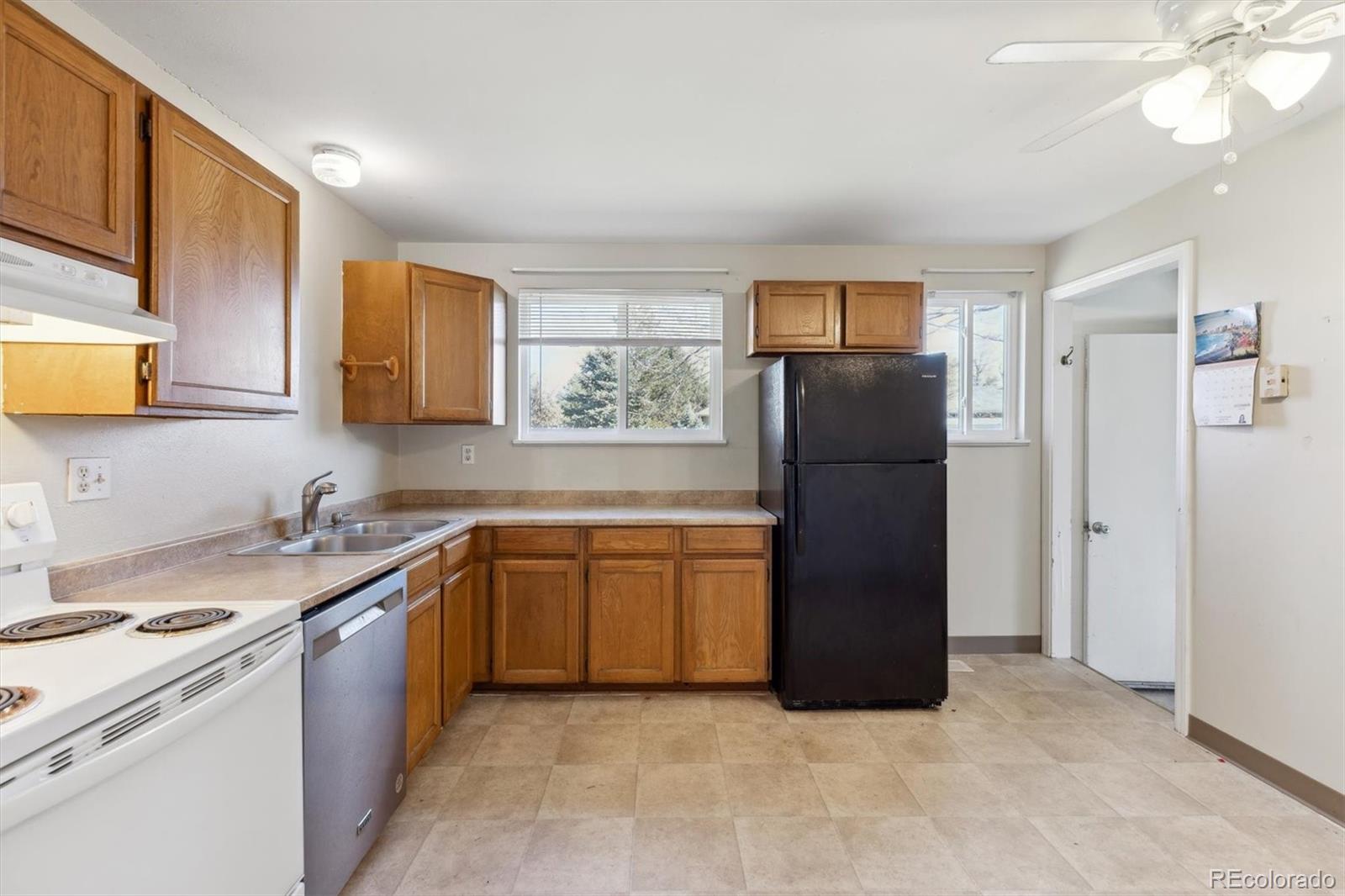 MLS Image #7 for 6572 s dover street,littleton, Colorado