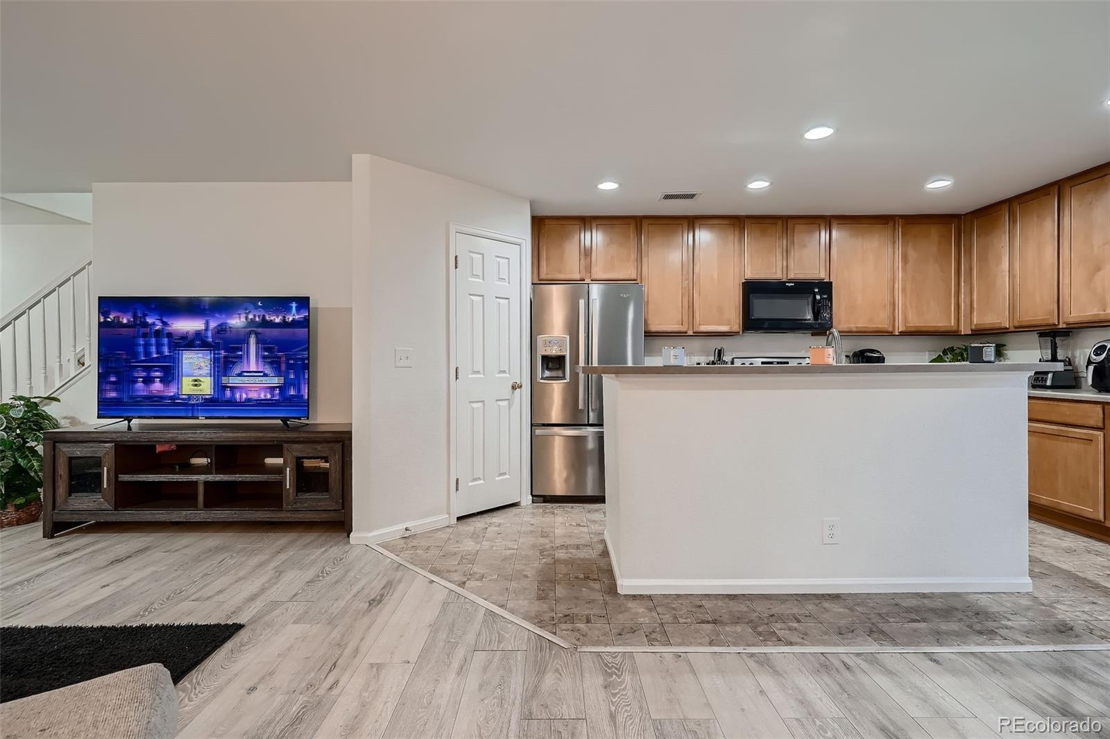 MLS Image #10 for 19045 e 57th place,denver, Colorado