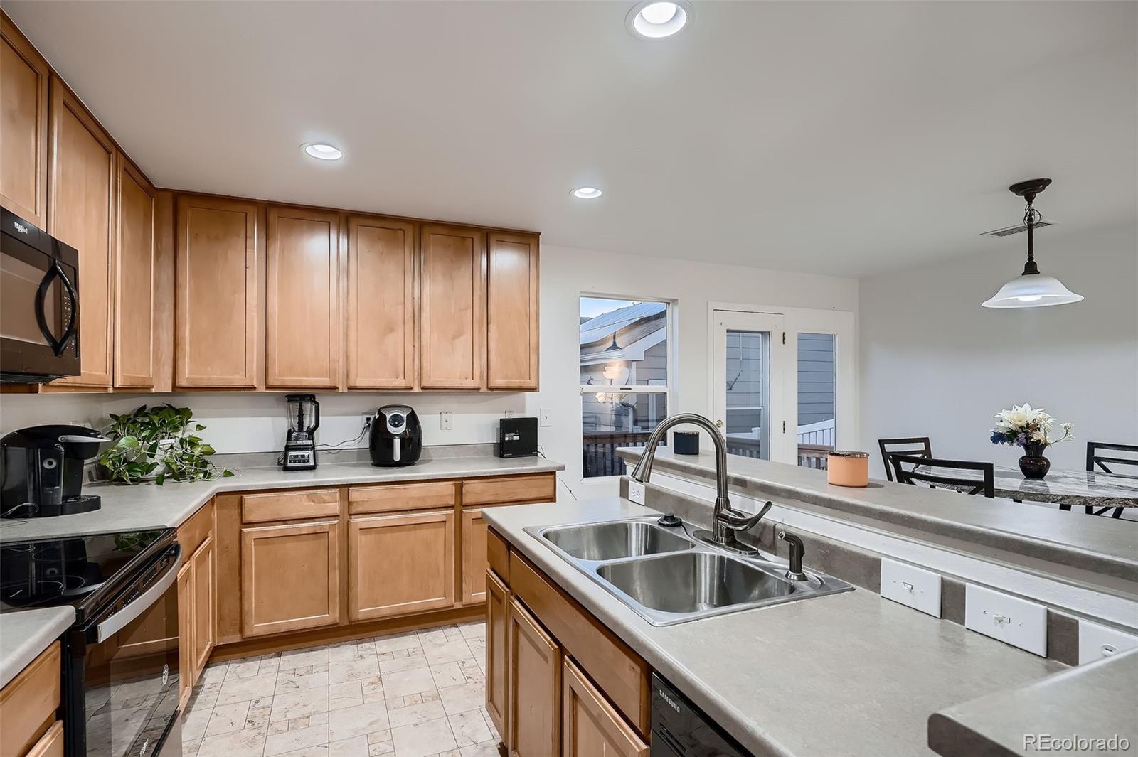 MLS Image #13 for 19045 e 57th place,denver, Colorado