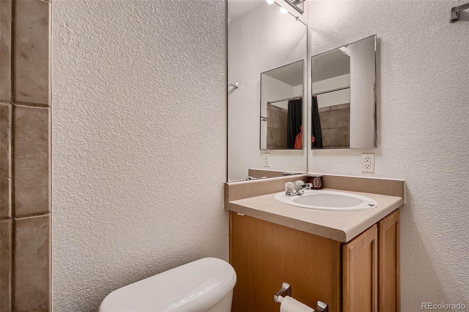 MLS Image #19 for 19045 e 57th place,denver, Colorado