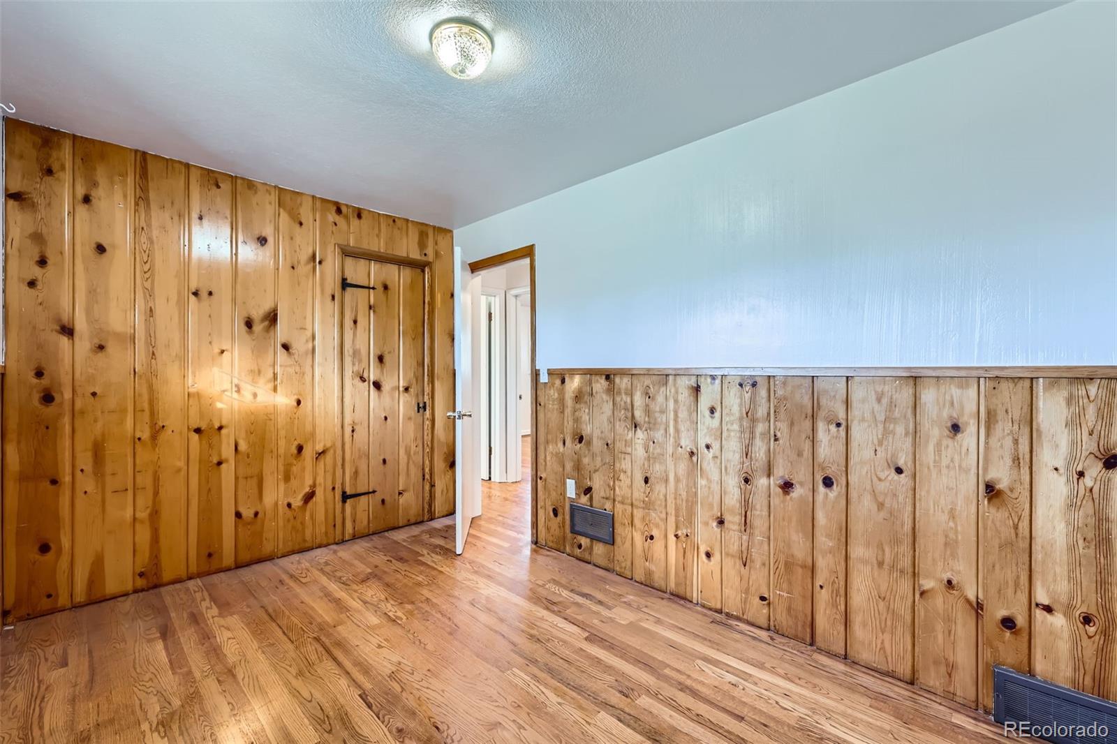 MLS Image #8 for 816 n union boulevard,colorado springs, Colorado