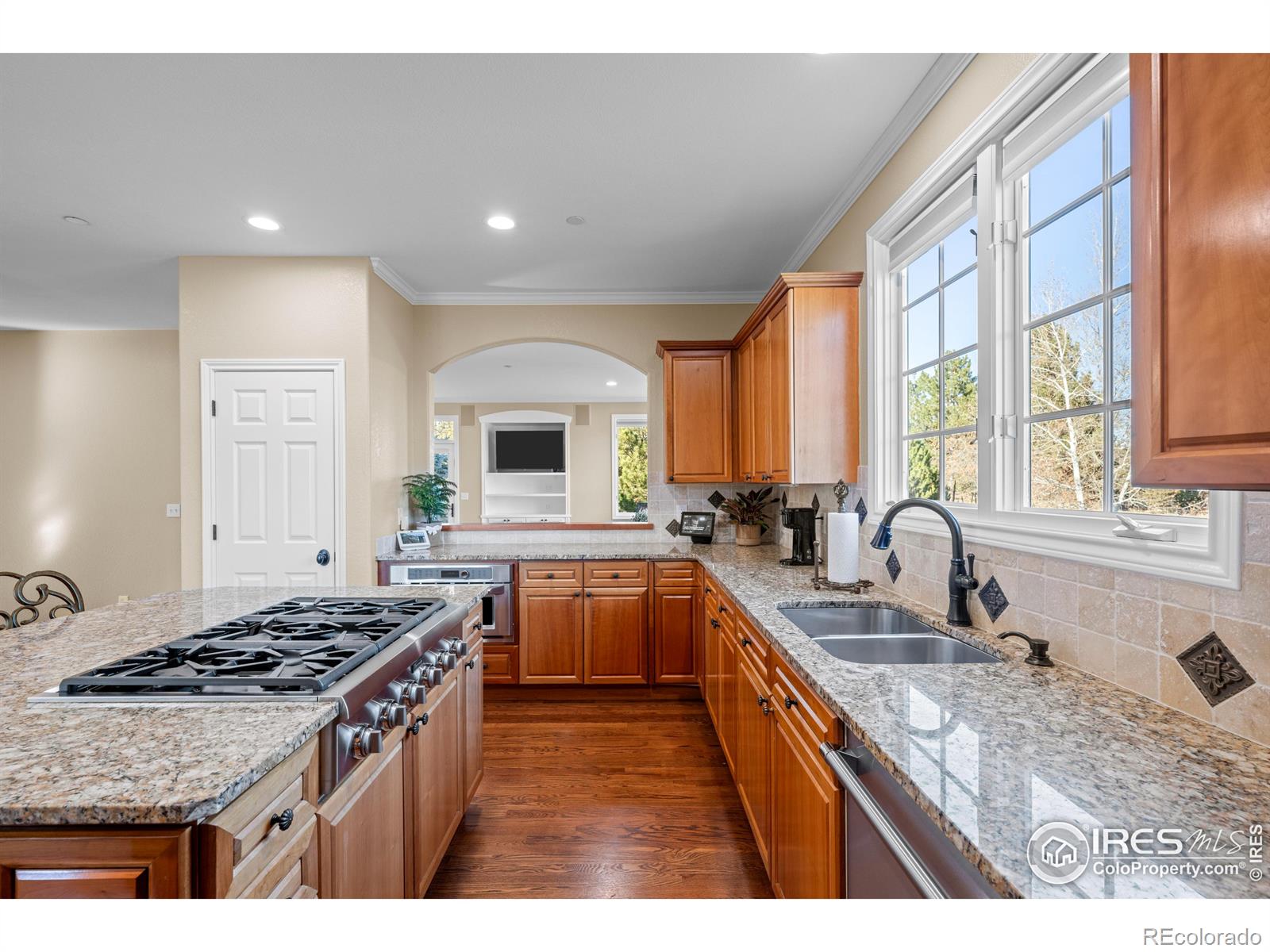 MLS Image #13 for 7614  crestview drive,niwot, Colorado