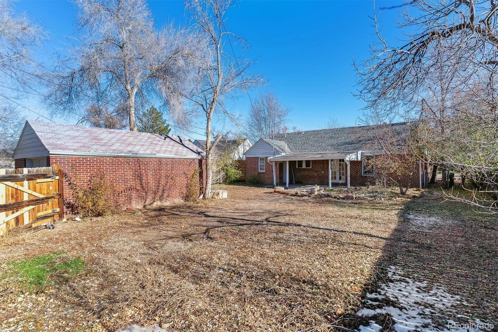 MLS Image #15 for 1971  roslyn street,denver, Colorado