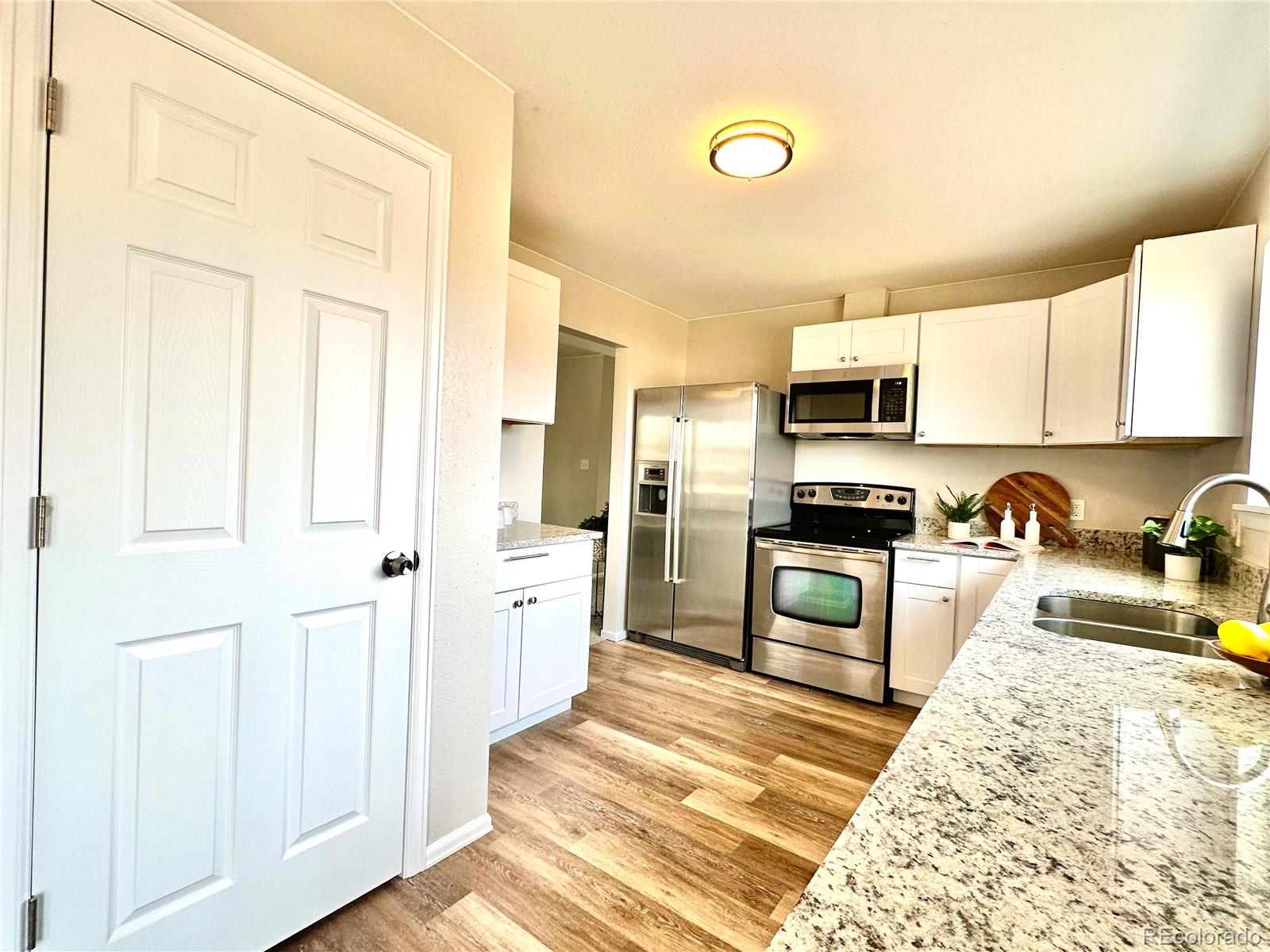 MLS Image #5 for 1319  jennifer court,loveland, Colorado