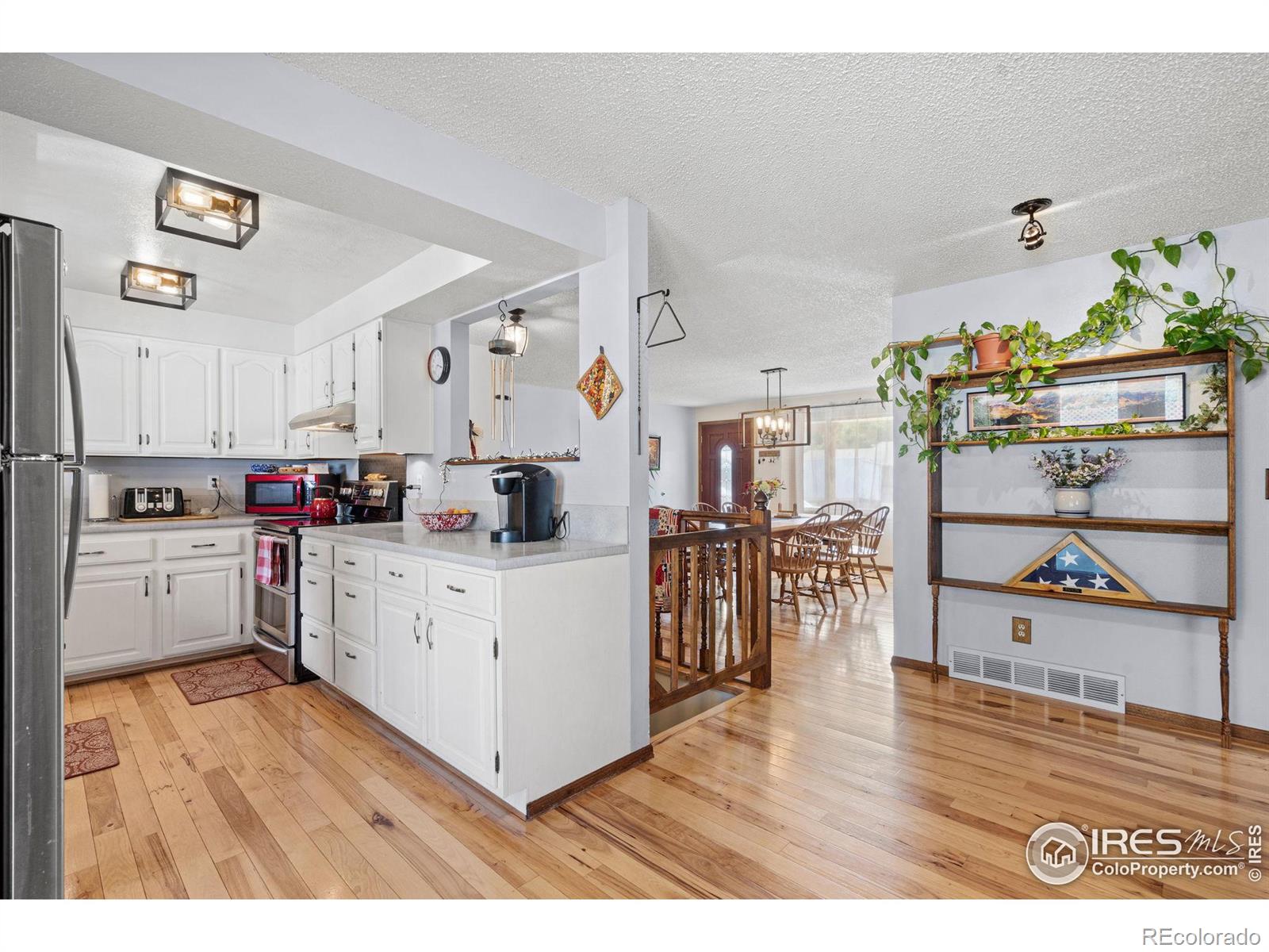 MLS Image #9 for 3762 n colorado avenue,loveland, Colorado