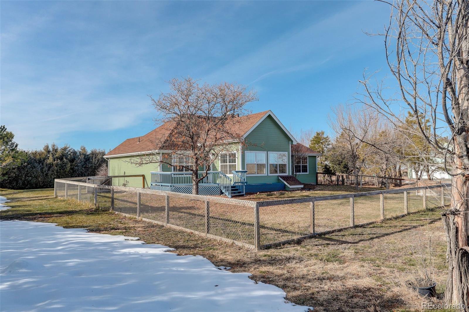 MLS Image #26 for 4270  defoe street,strasburg, Colorado