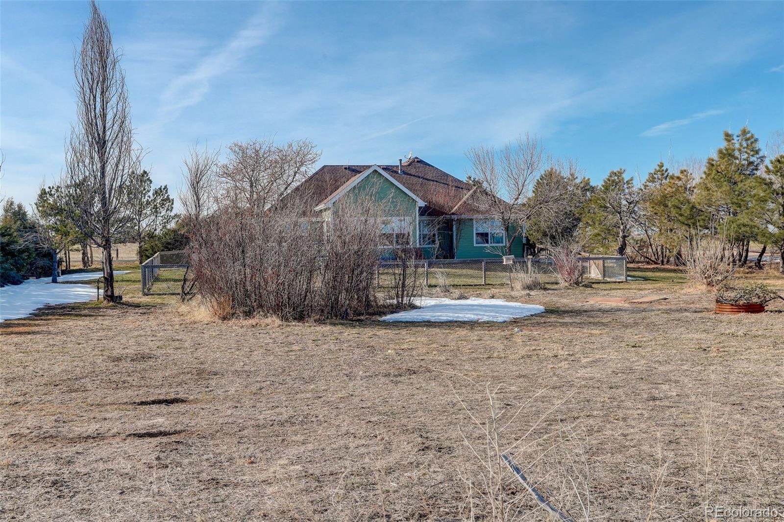 MLS Image #32 for 4270  defoe street,strasburg, Colorado