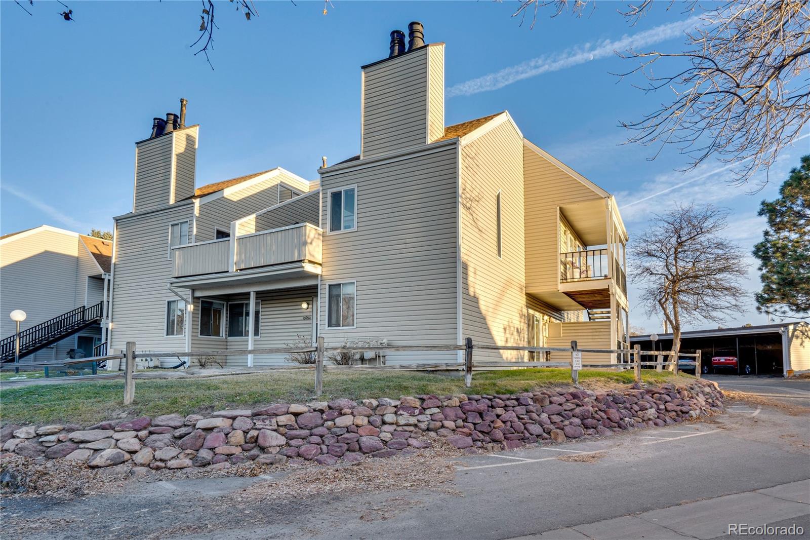 MLS Image #2 for 13651 e yale avenue unit c,aurora, Colorado