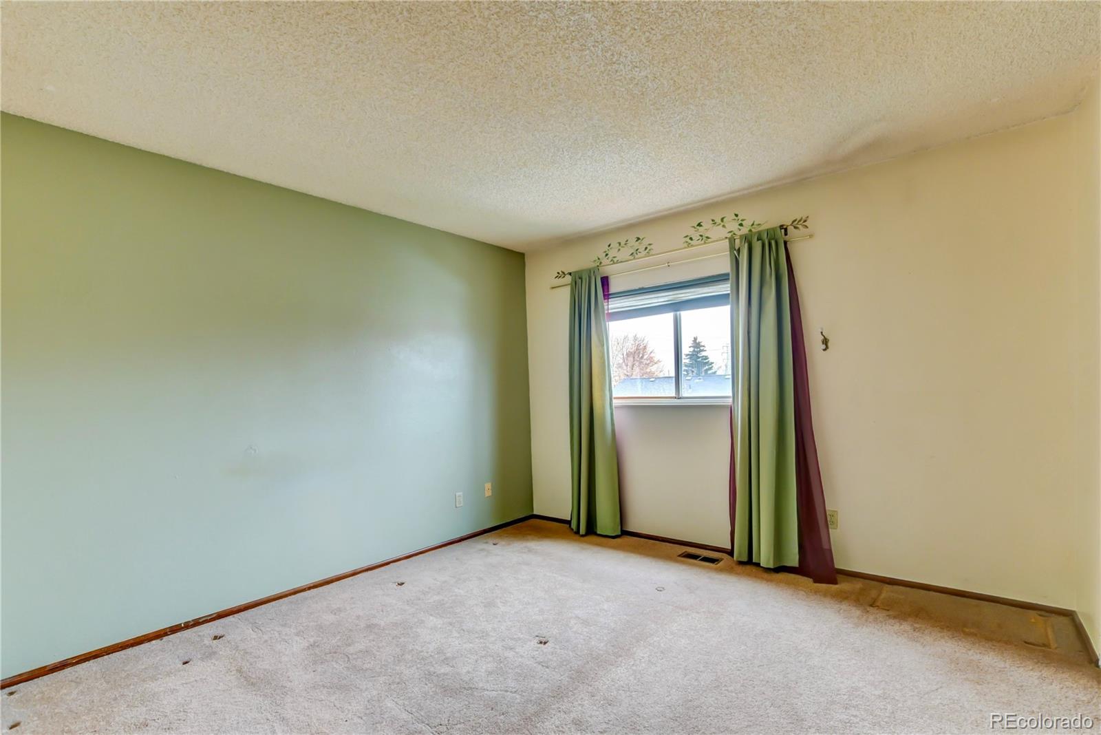 MLS Image #13 for 19978 e bates avenue,aurora, Colorado