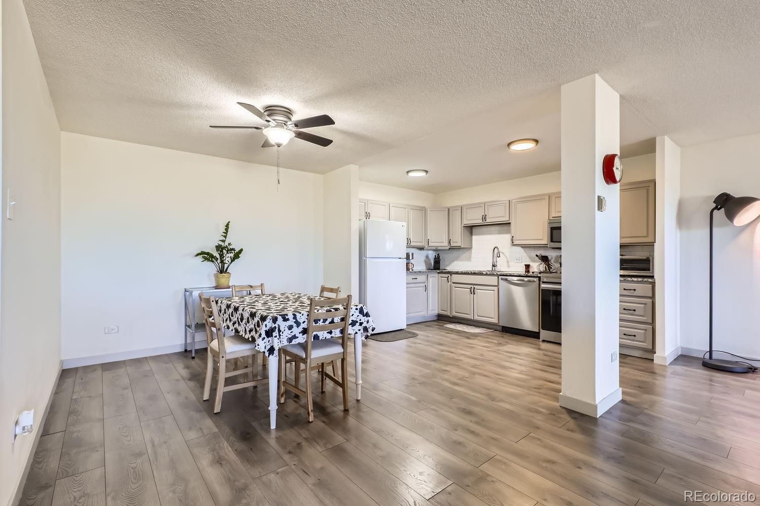 MLS Image #3 for 300 s clinton street 8c,denver, Colorado