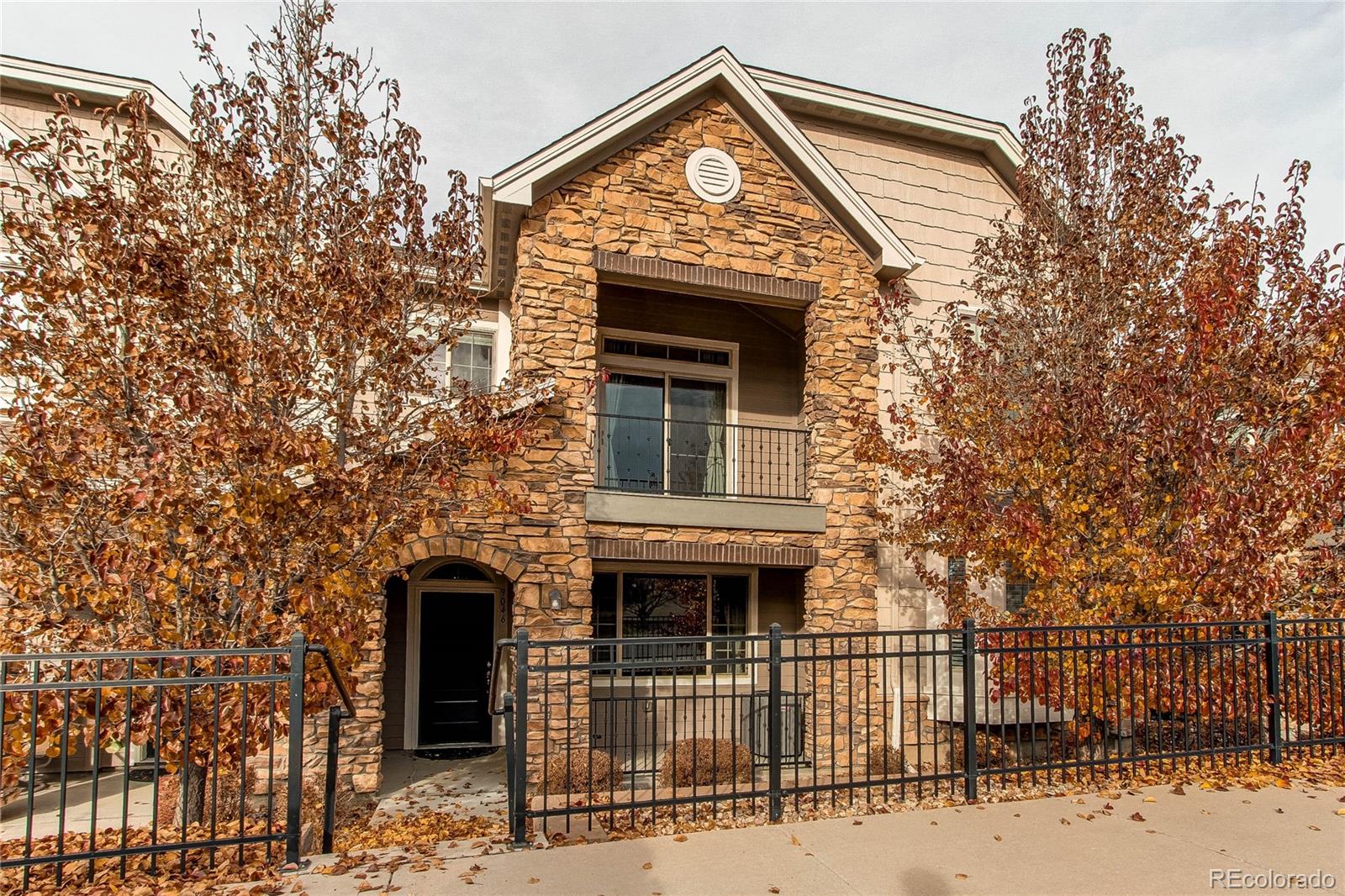 MLS Image #1 for 9046 e phillips lane,centennial, Colorado