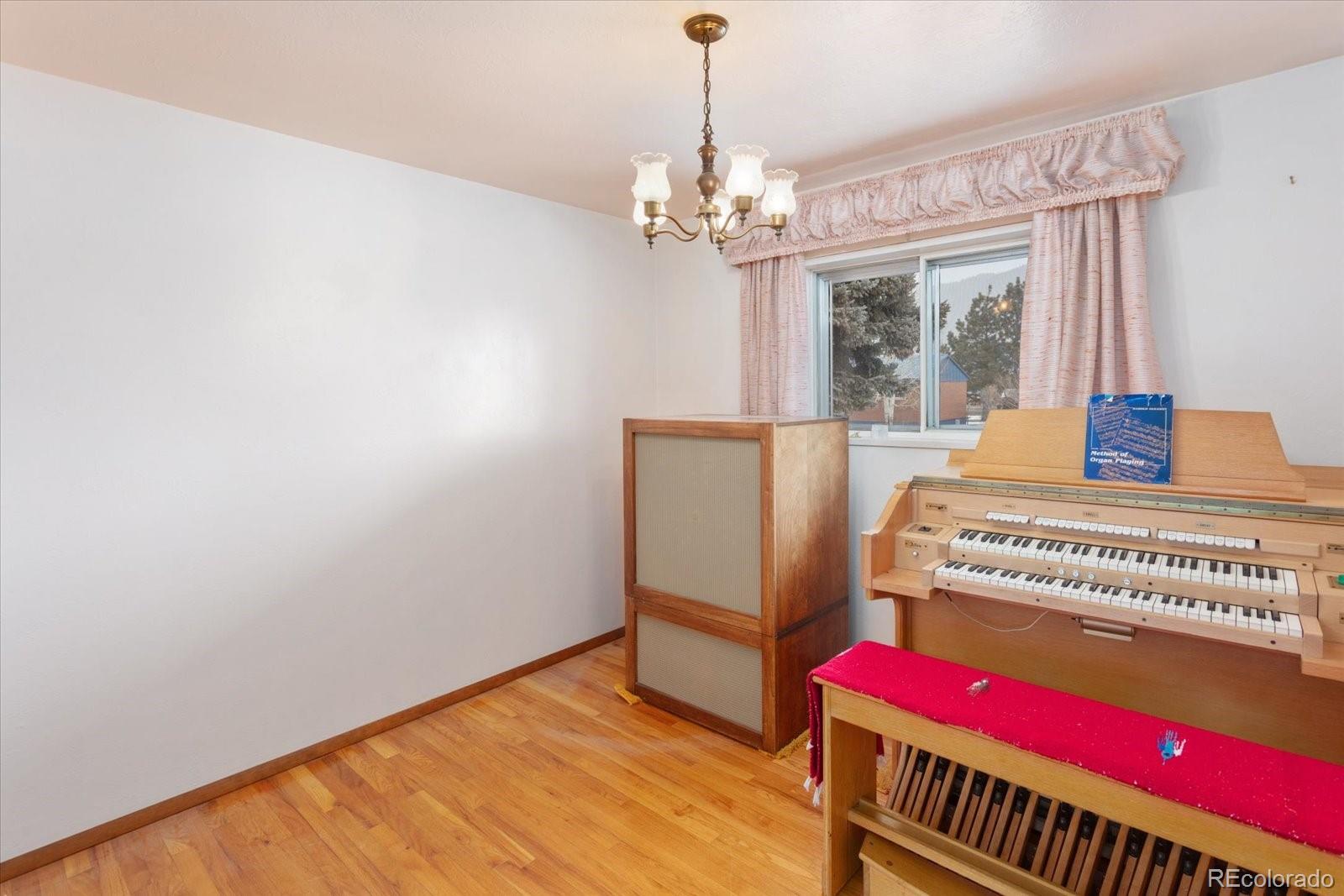 MLS Image #18 for 538  park lane,buena vista, Colorado