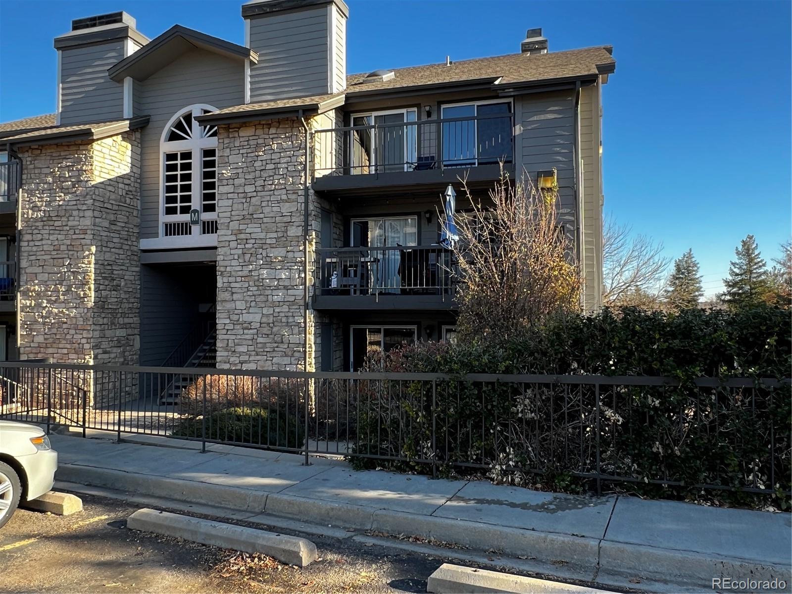 MLS Image #1 for 2575 s syracuse way,denver, Colorado