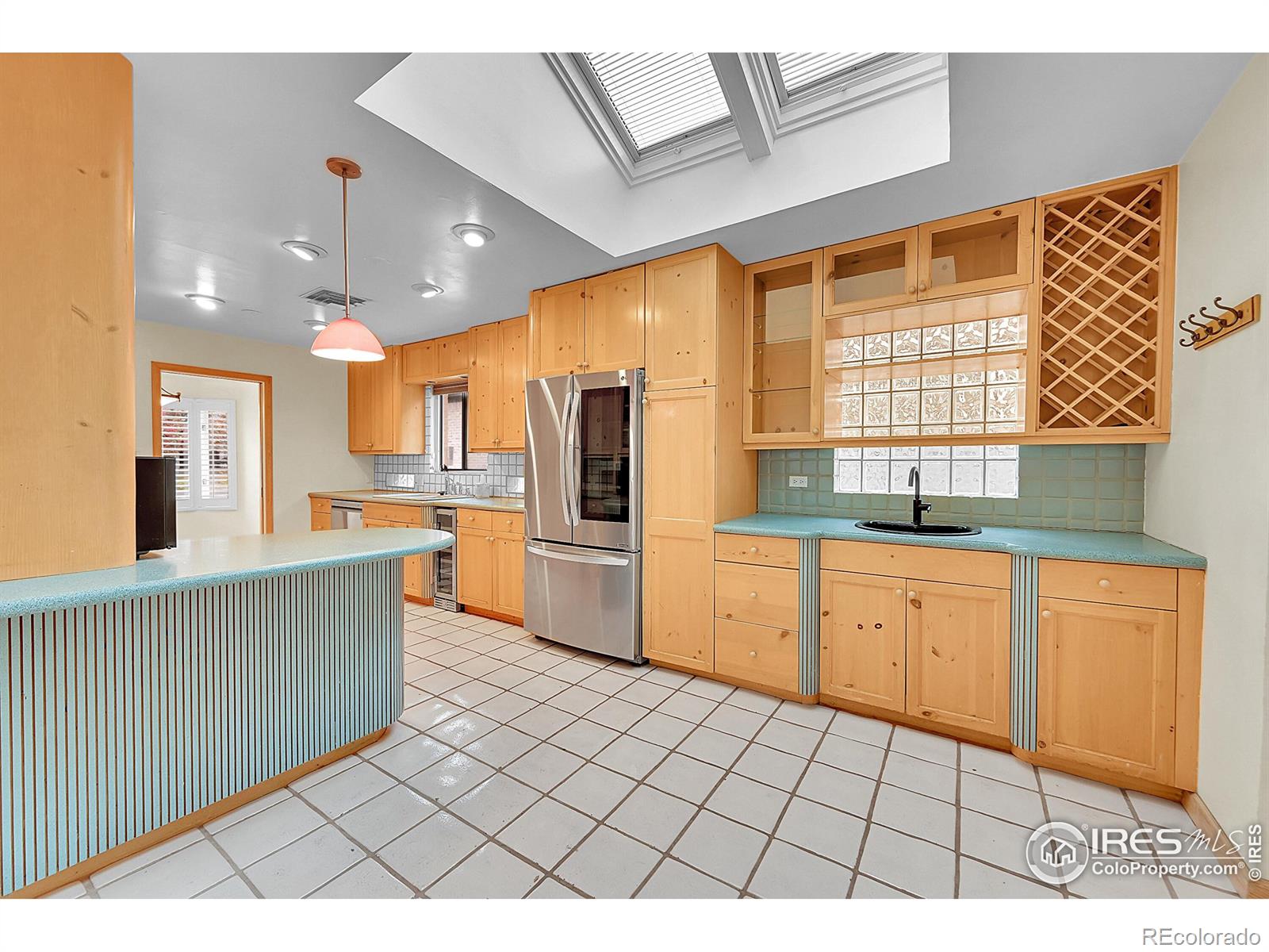 MLS Image #11 for 321  glencoe street,denver, Colorado