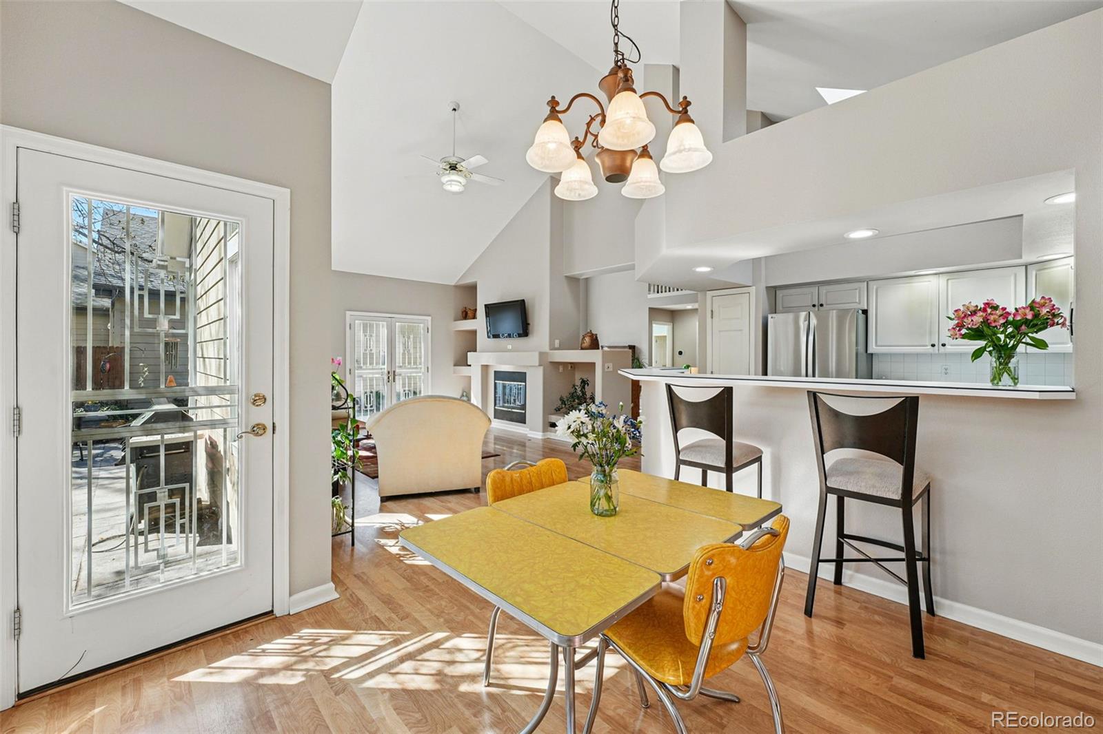 MLS Image #12 for 2252 s yosemite circle,denver, Colorado