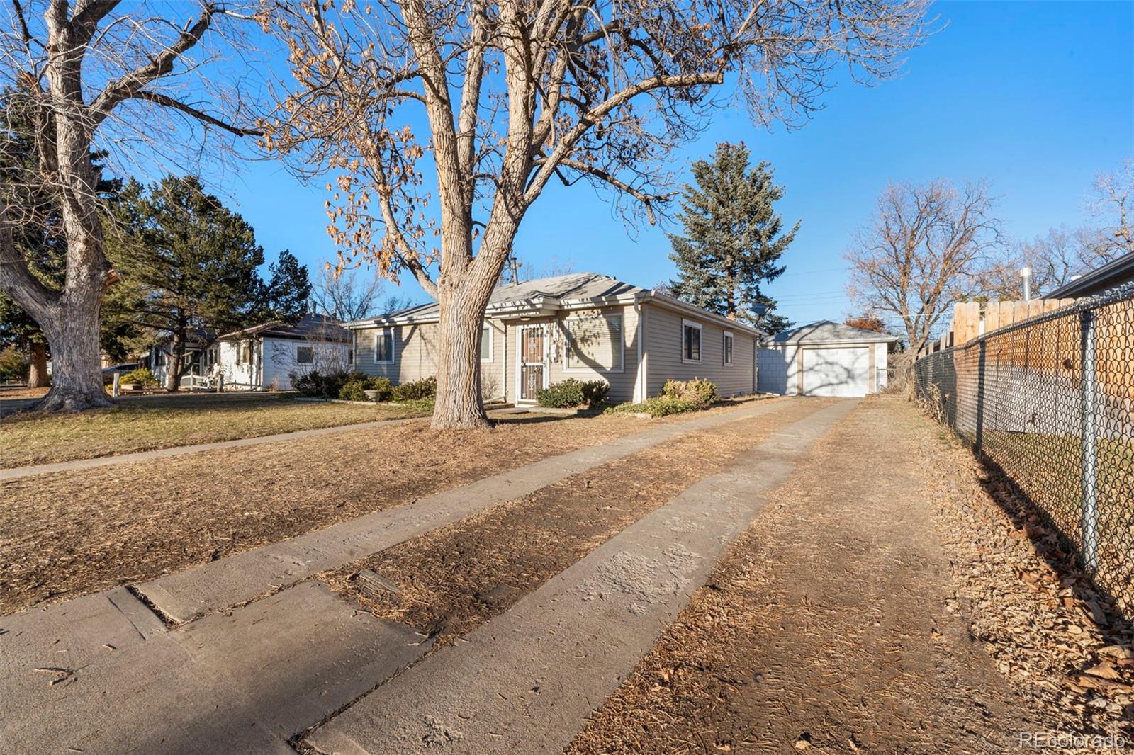 MLS Image #1 for 1072  worchester street,aurora, Colorado