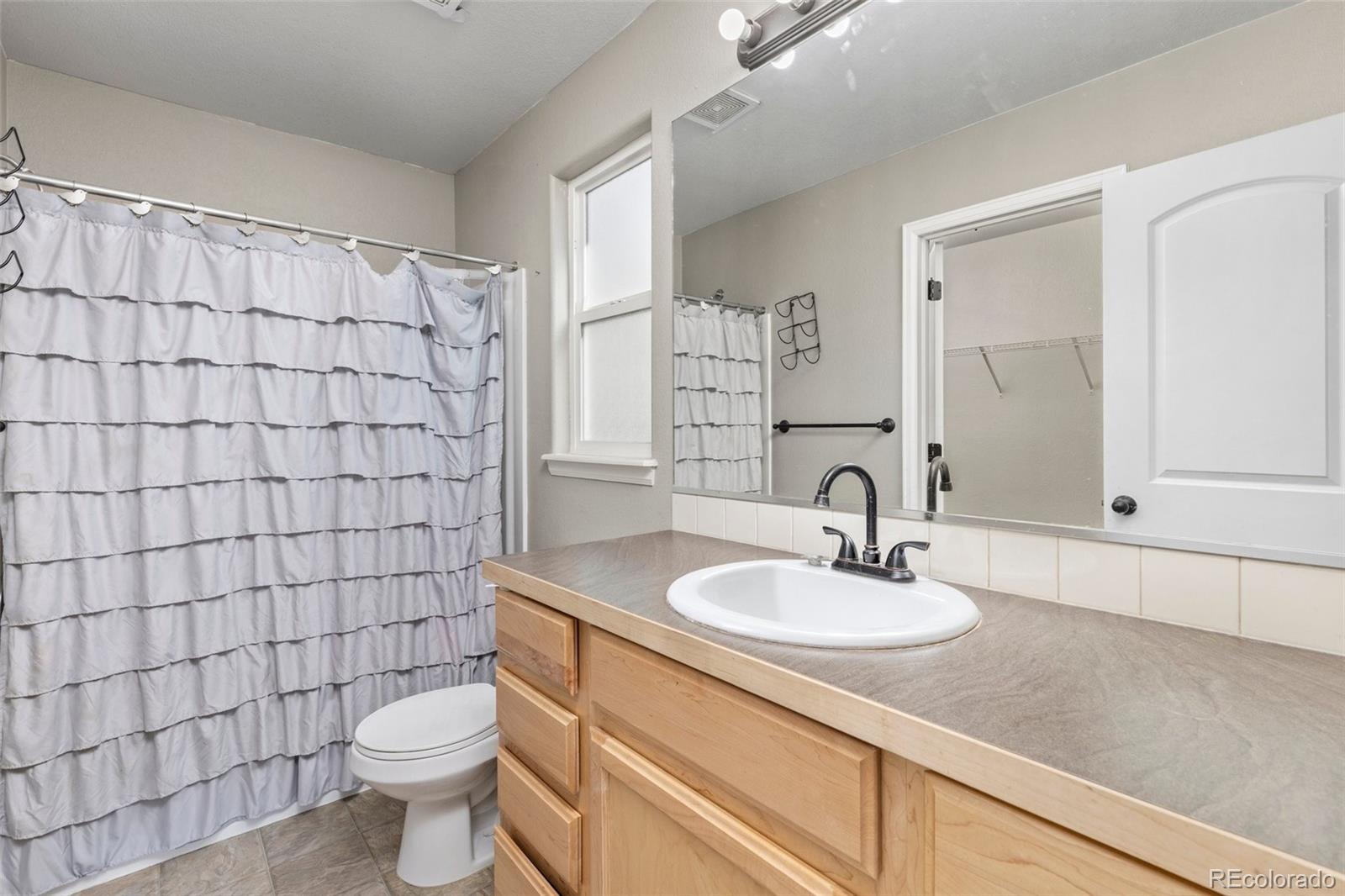 MLS Image #14 for 284 w forest court,milliken, Colorado