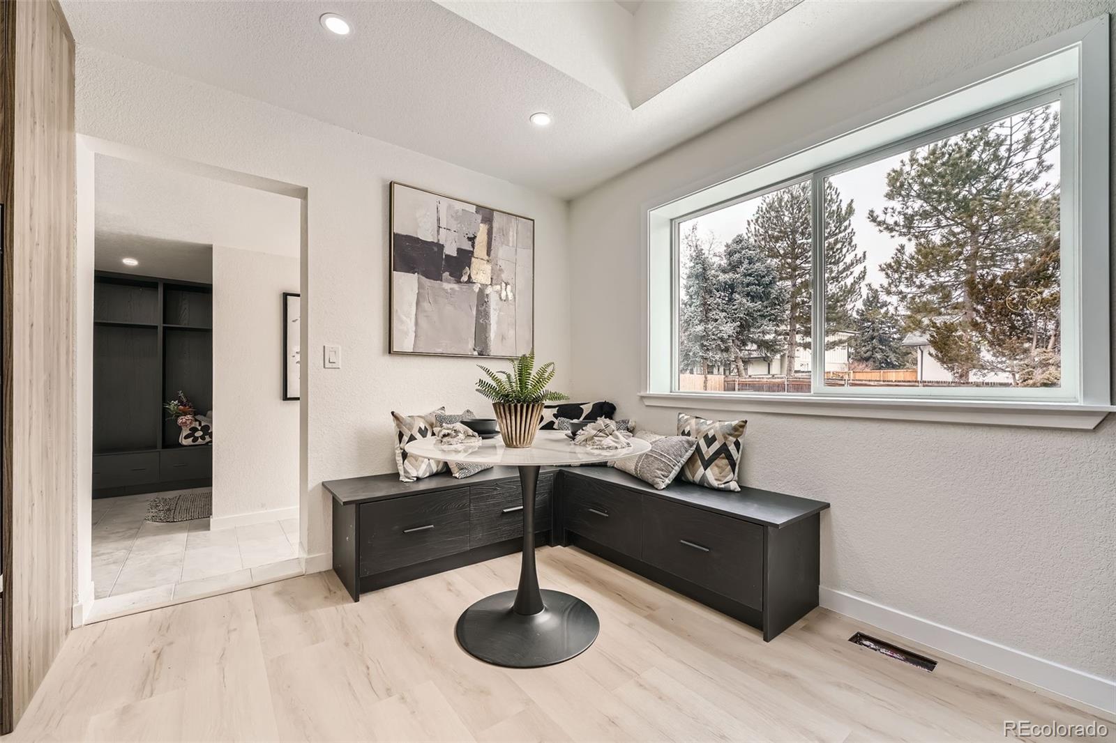 MLS Image #7 for 4055 s niagara way,denver, Colorado