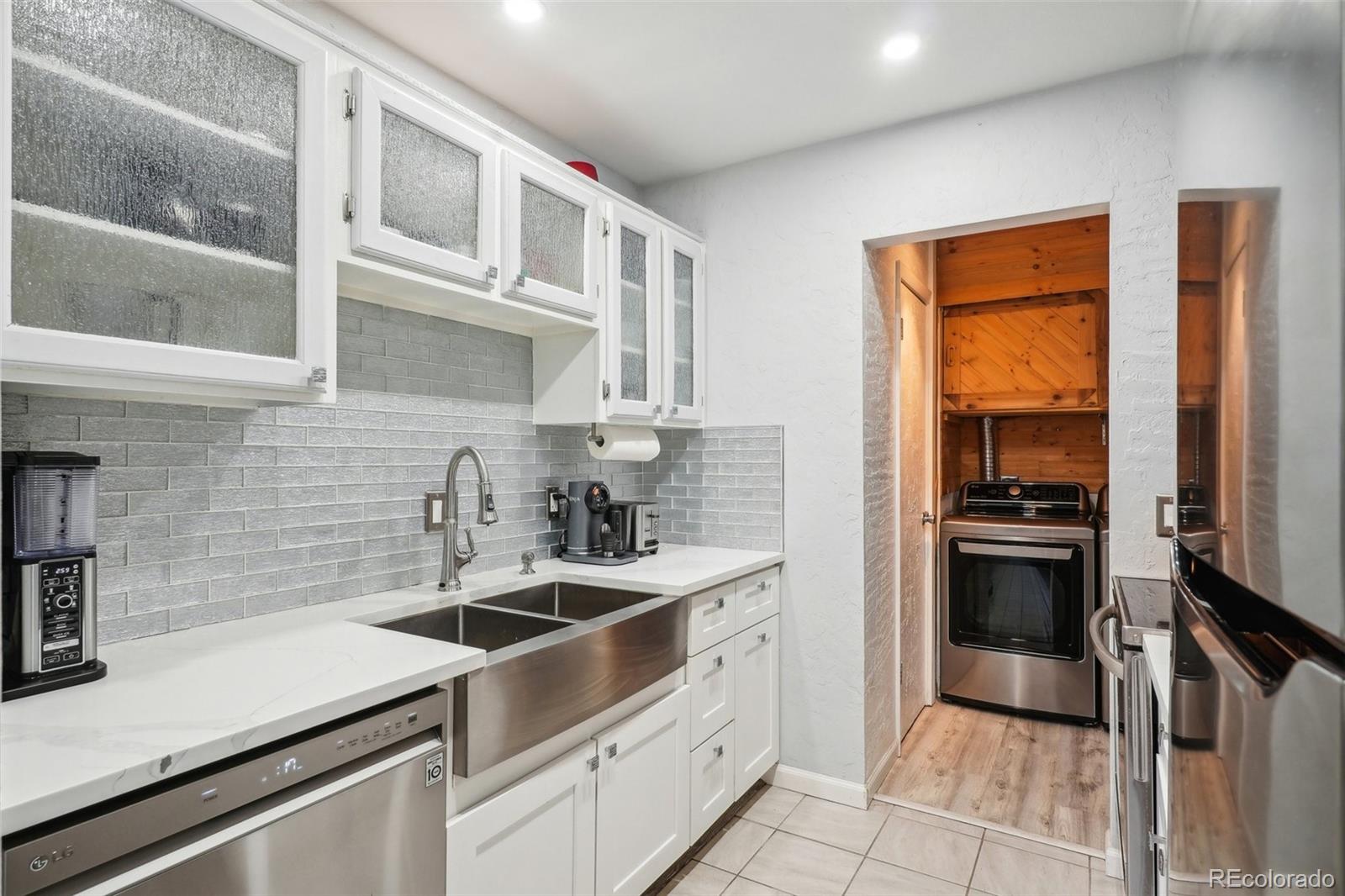 MLS Image #13 for 7995 e mississippi avenue,denver, Colorado