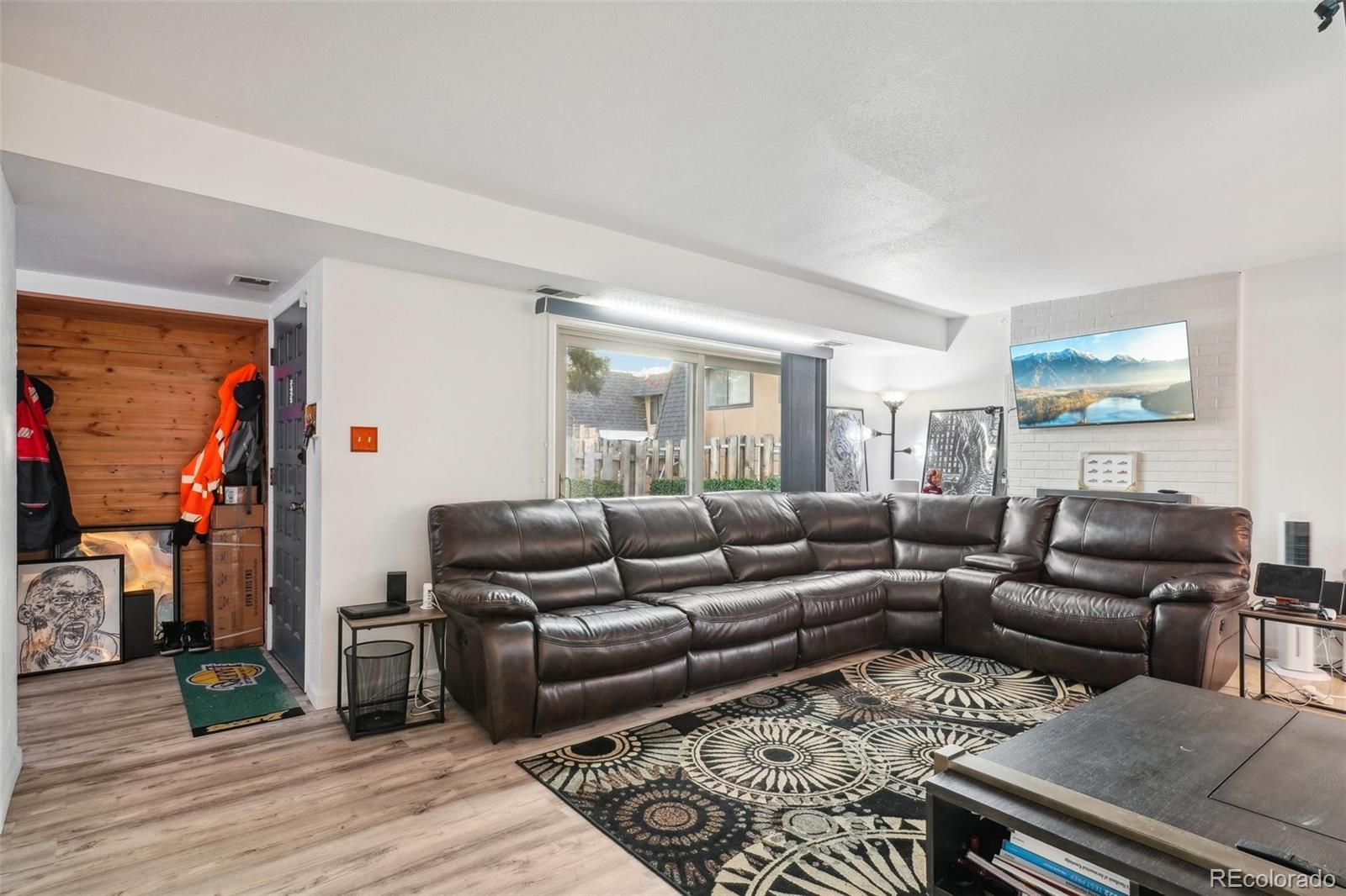 MLS Image #9 for 7995 e mississippi avenue,denver, Colorado