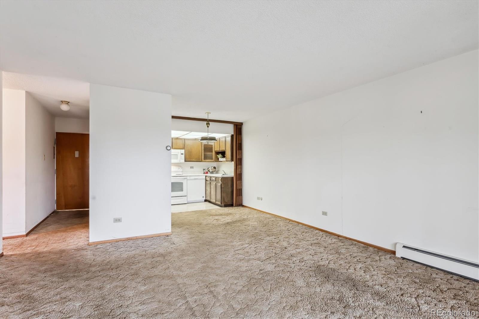 MLS Image #7 for 635 s alton way,denver, Colorado