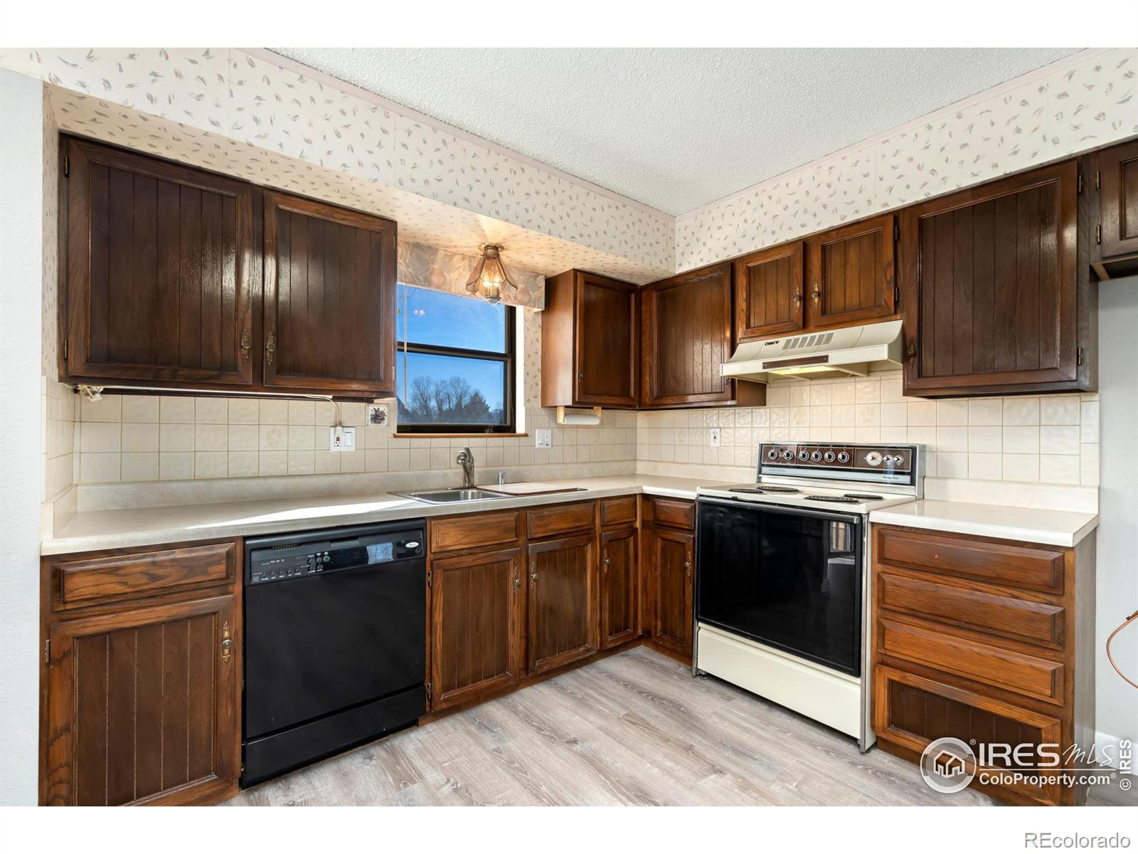 MLS Image #8 for 1426  39th avenue,greeley, Colorado