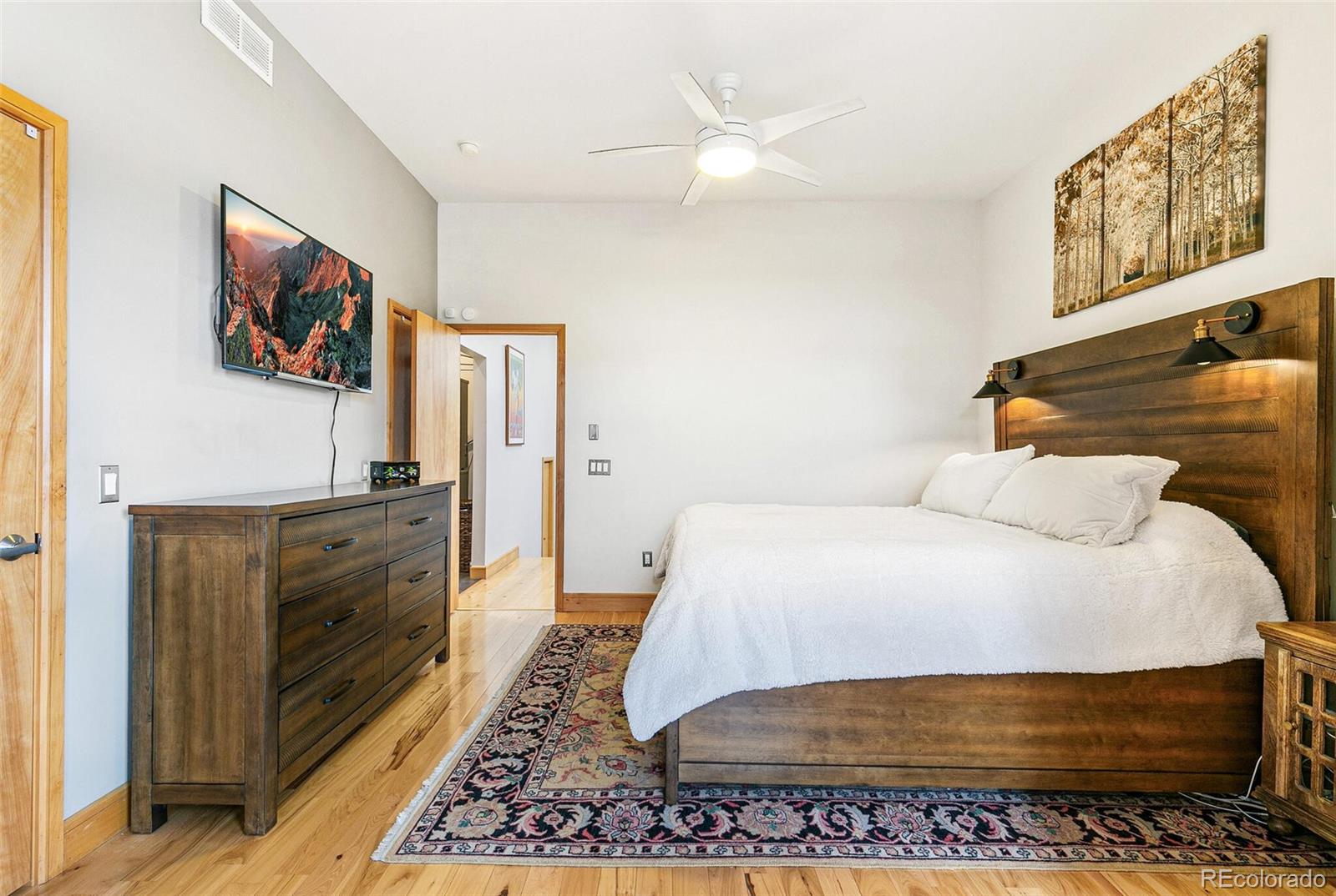 MLS Image #15 for 2937  champa street a,denver, Colorado