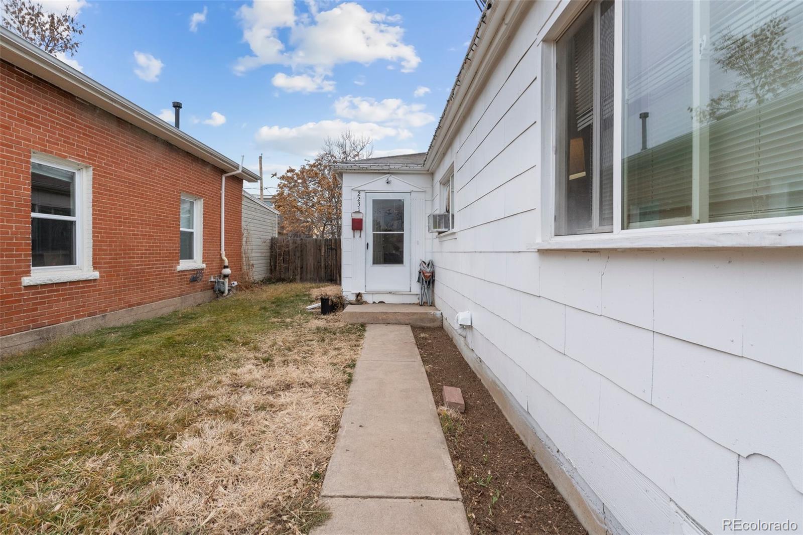 MLS Image #27 for 2229 s bannock street,denver, Colorado