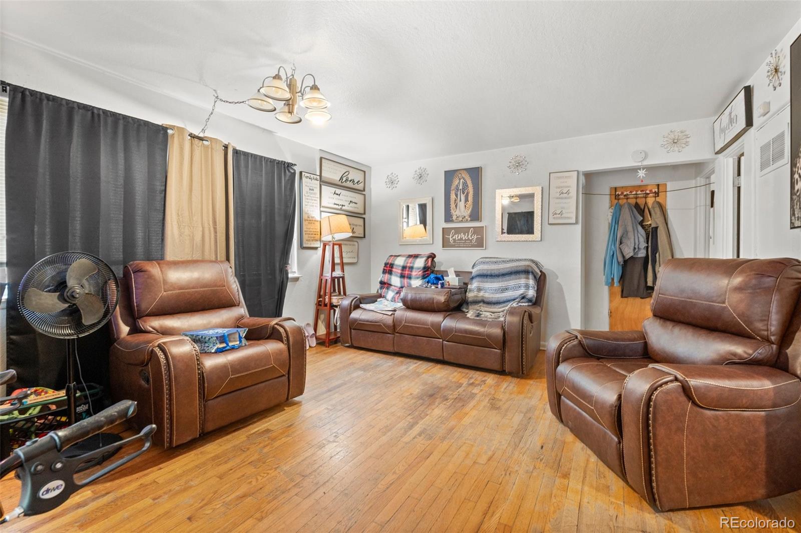 MLS Image #6 for 2229 s bannock street,denver, Colorado