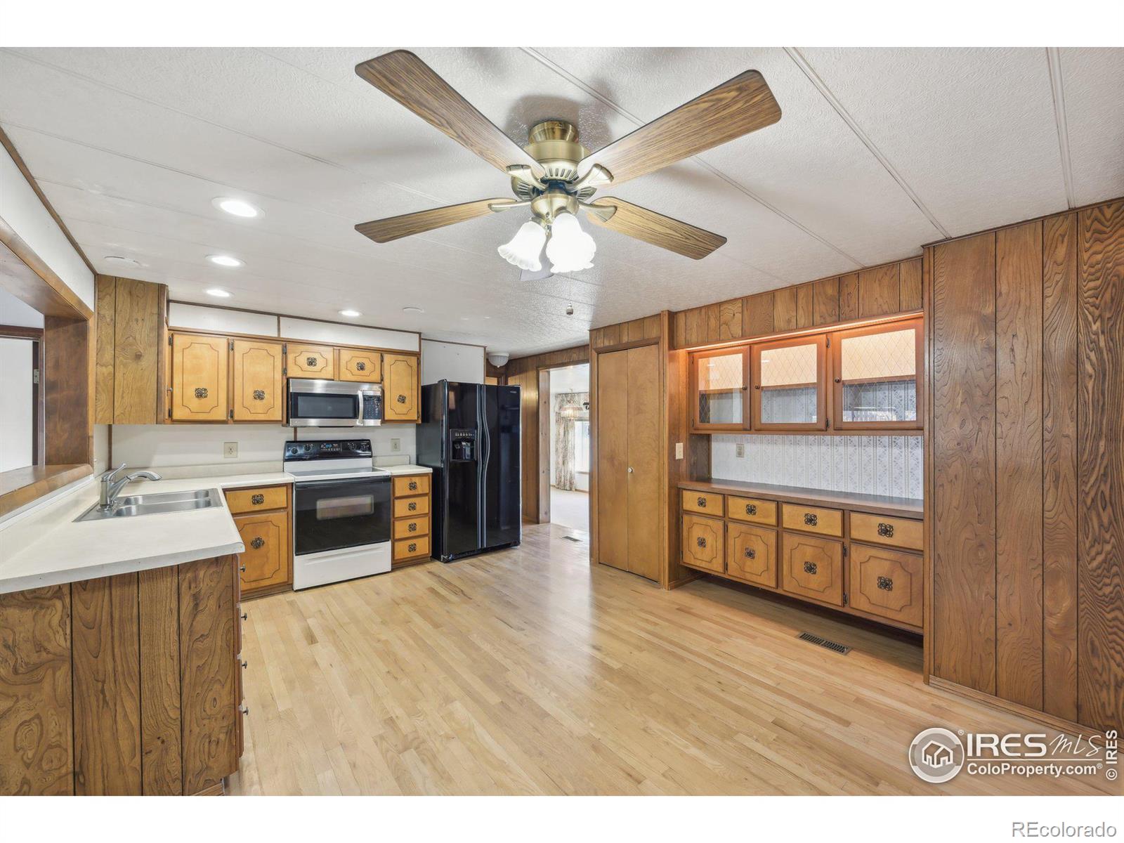 MLS Image #10 for 1214  macdougal court,dacono, Colorado