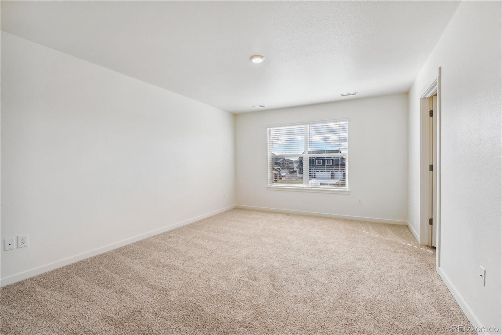 MLS Image #13 for 13461  valentia street,thornton, Colorado