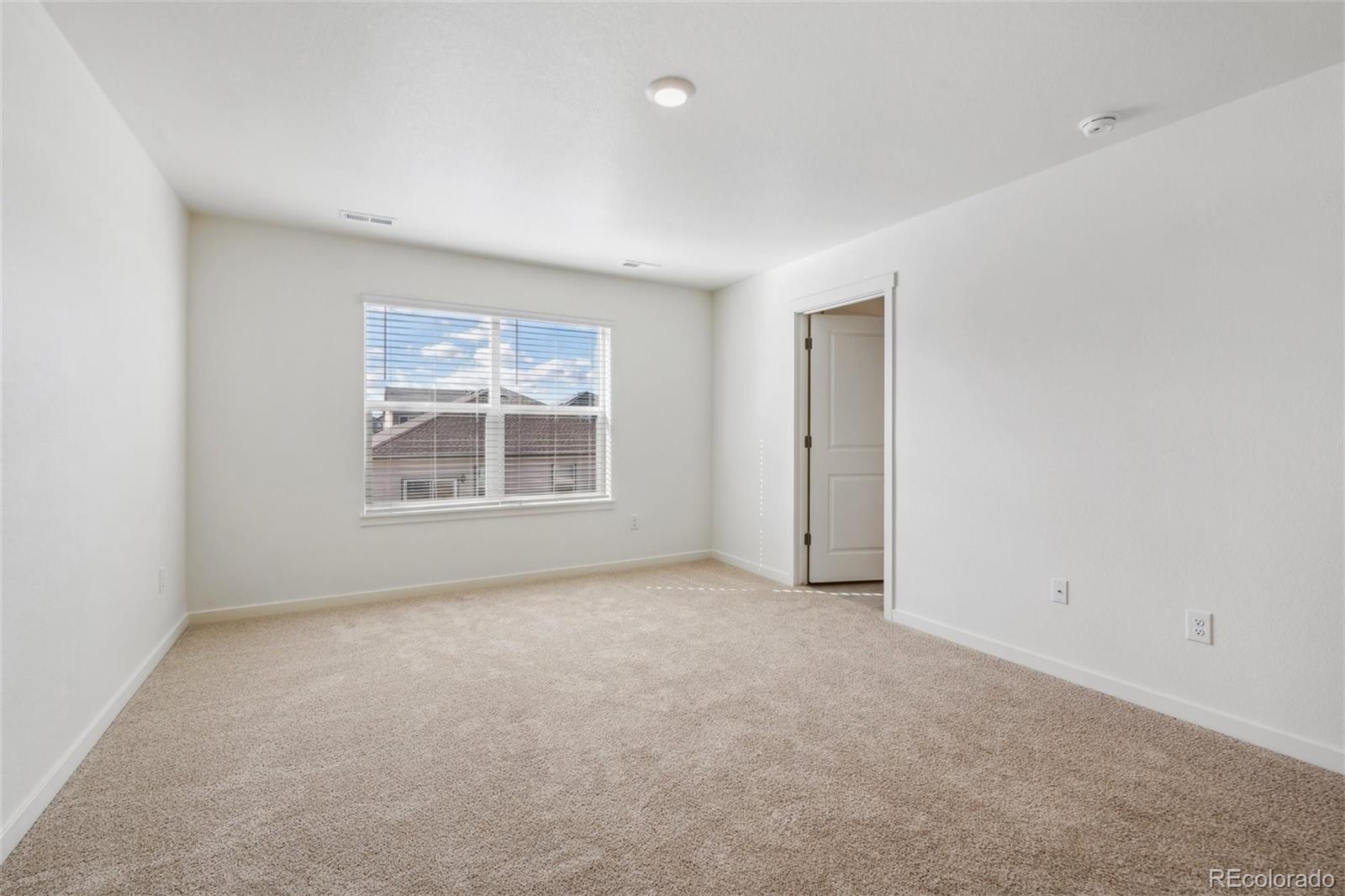 MLS Image #14 for 13461  valentia street,thornton, Colorado