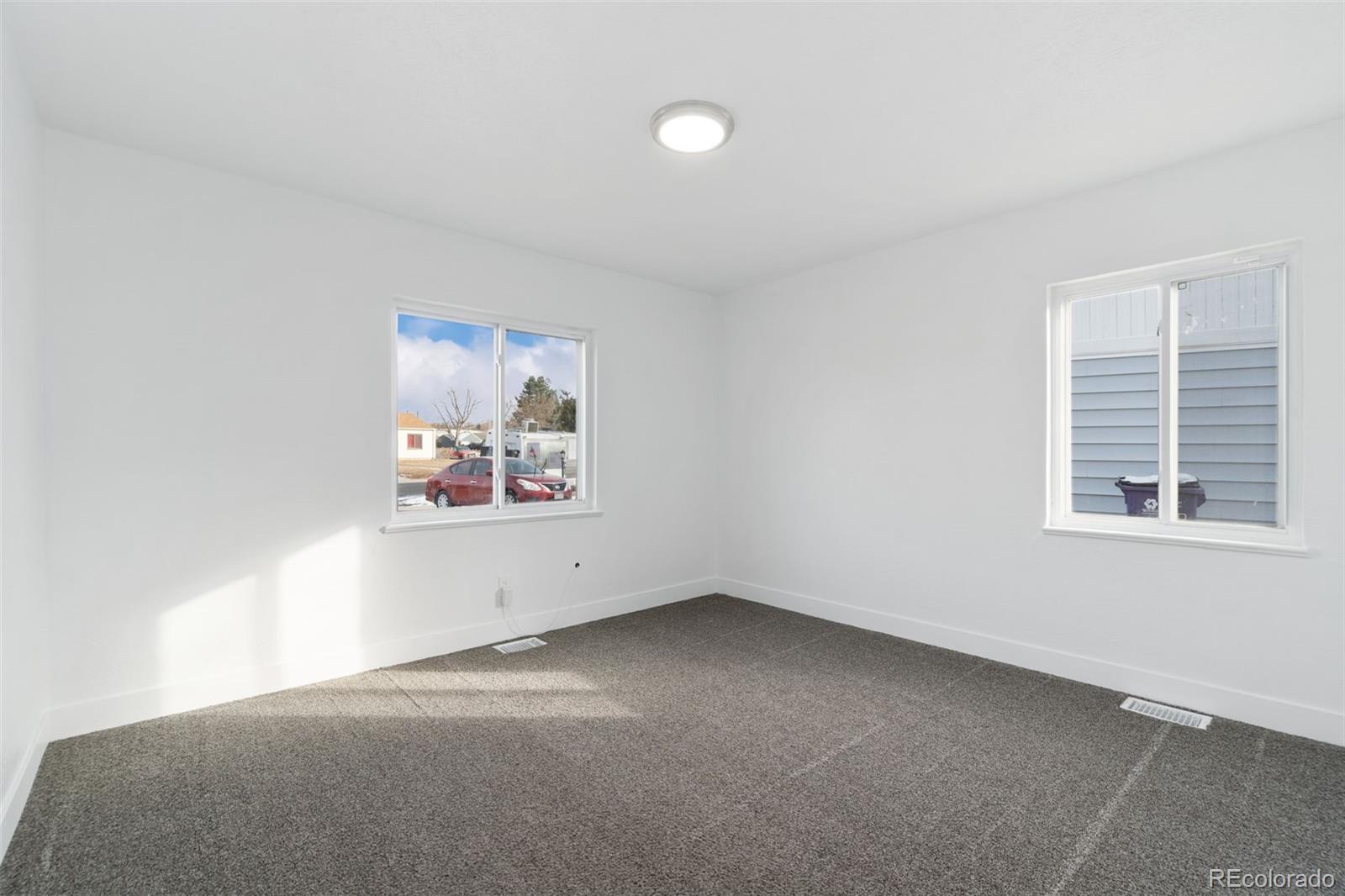 MLS Image #23 for 2749 s glencoe street,denver, Colorado