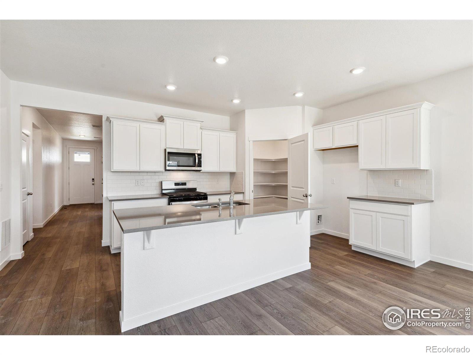 MLS Image #15 for 825  elias tarn drive,severance, Colorado