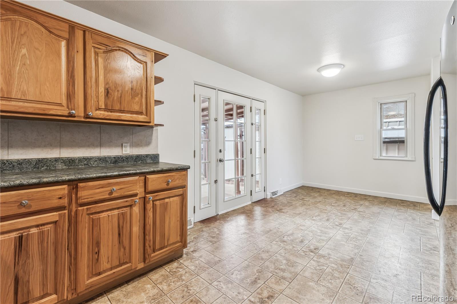 MLS Image #17 for 3520 w dill road,englewood, Colorado